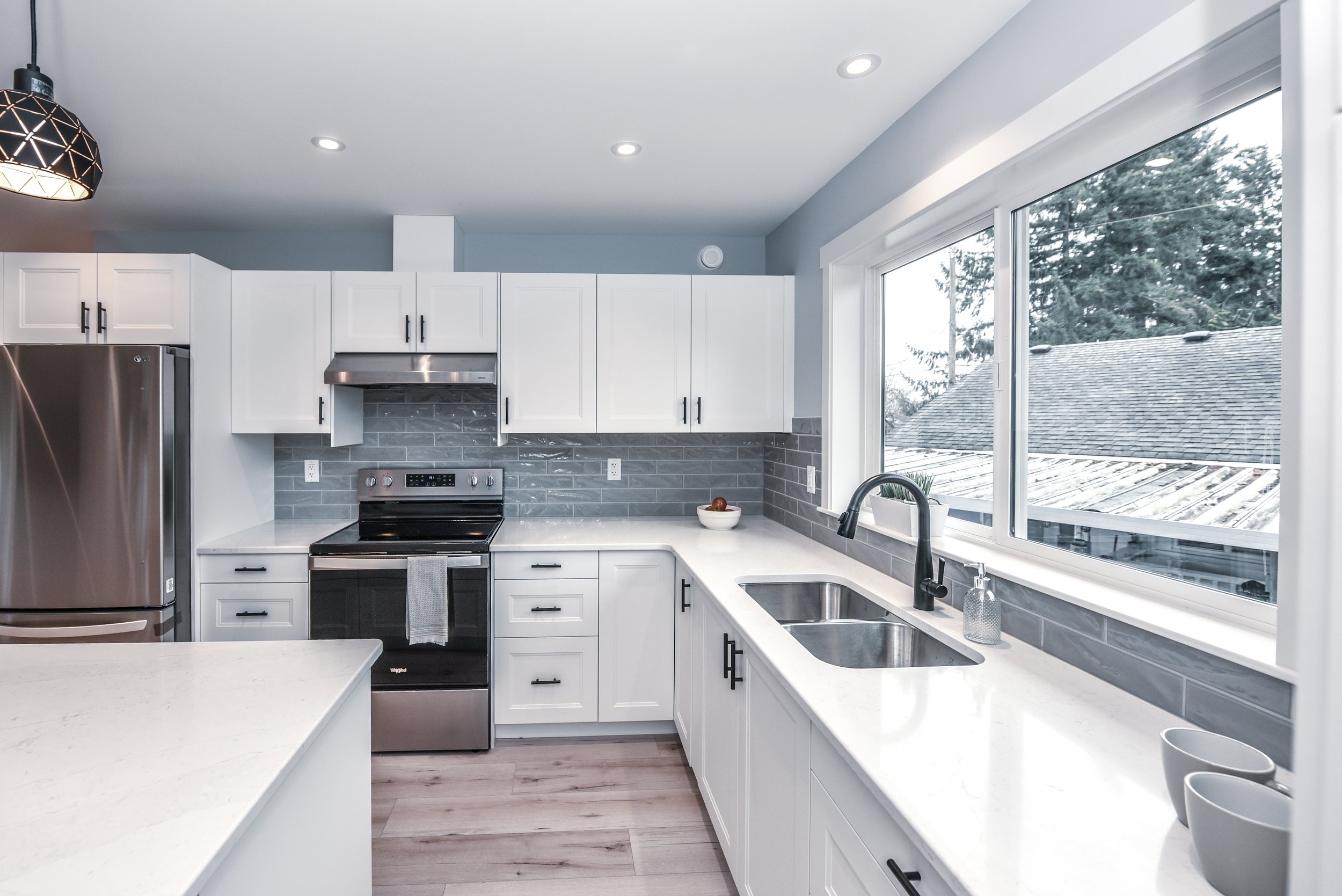 Bartlett - Nanaimo Custom Carriage Home Kitchen