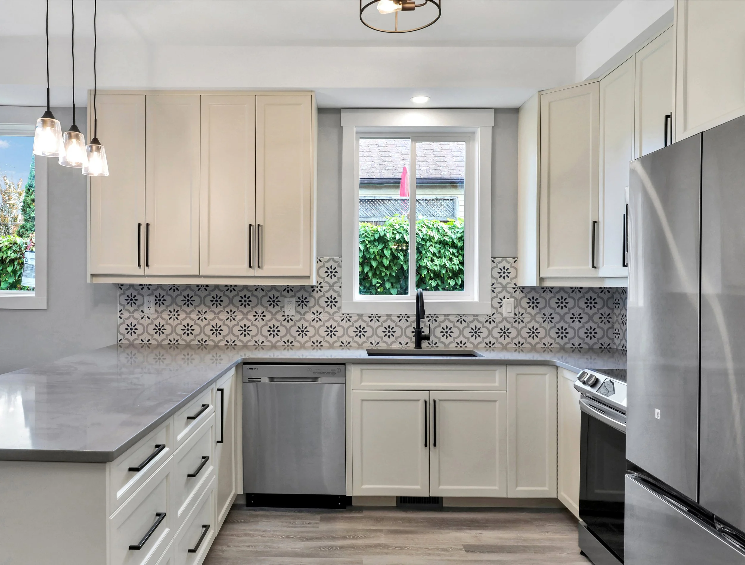 Kennedy -Nanaimo Custom New Build Kitchen