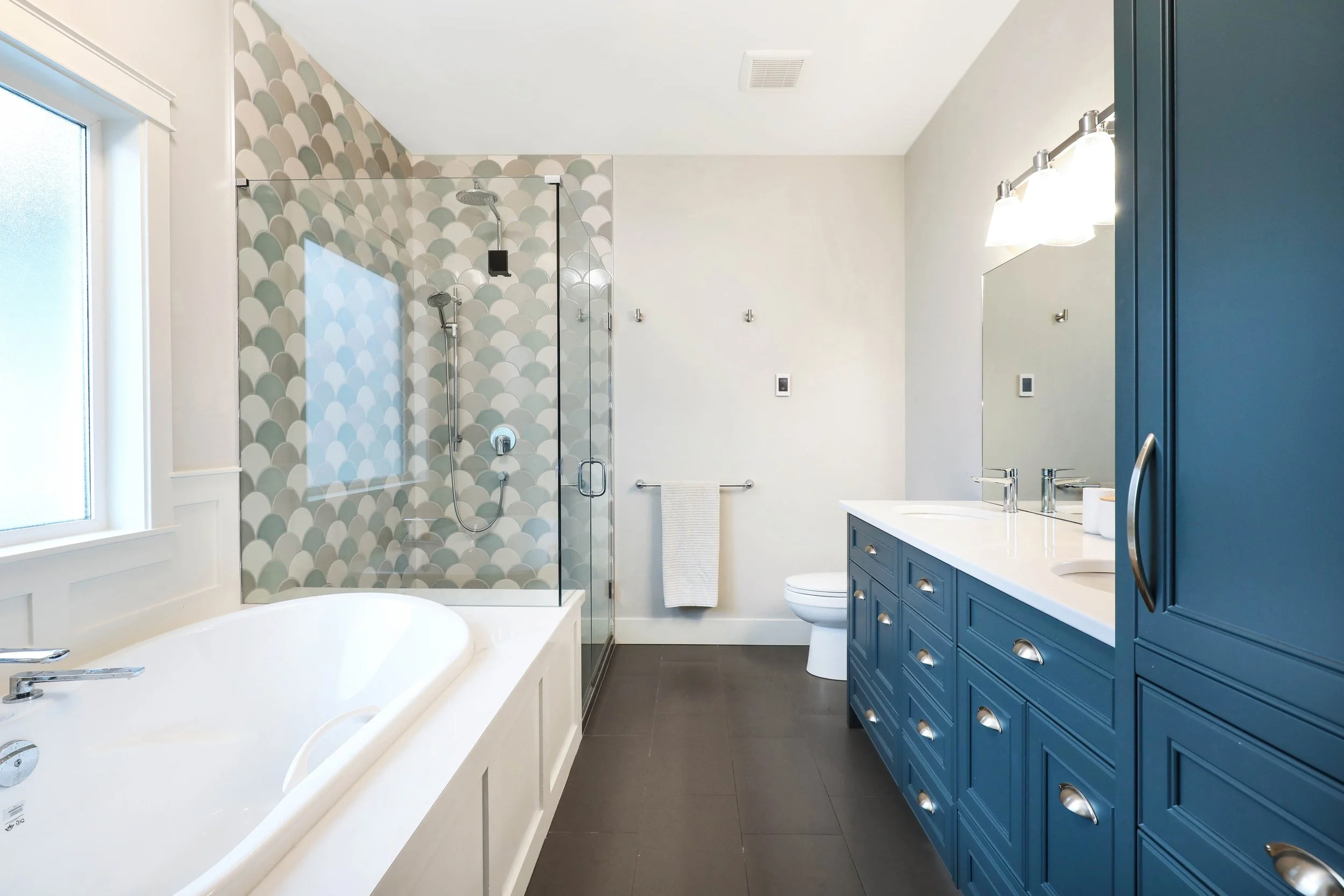 Golden Oaks - Custom Bathrooms  in New Nanaimo Home