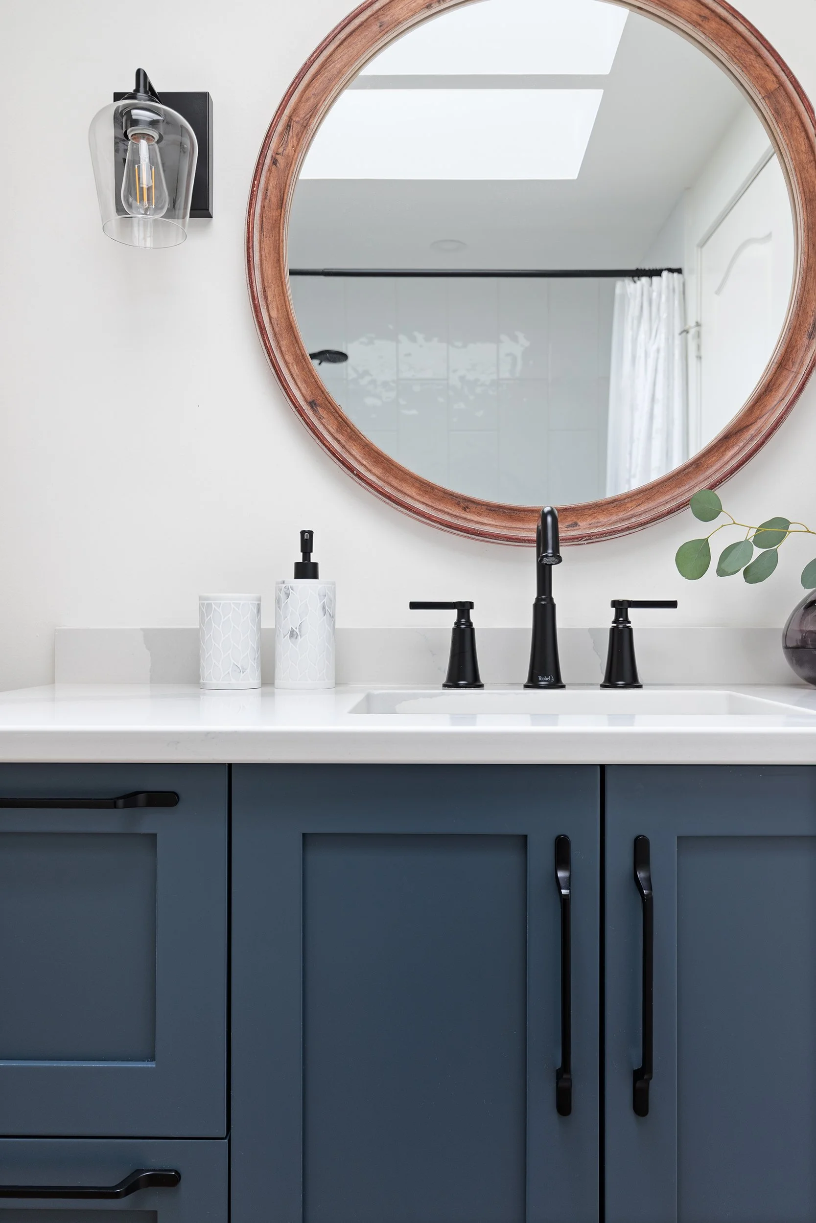 Western Acres - Nanaimo Bathroom Renovation