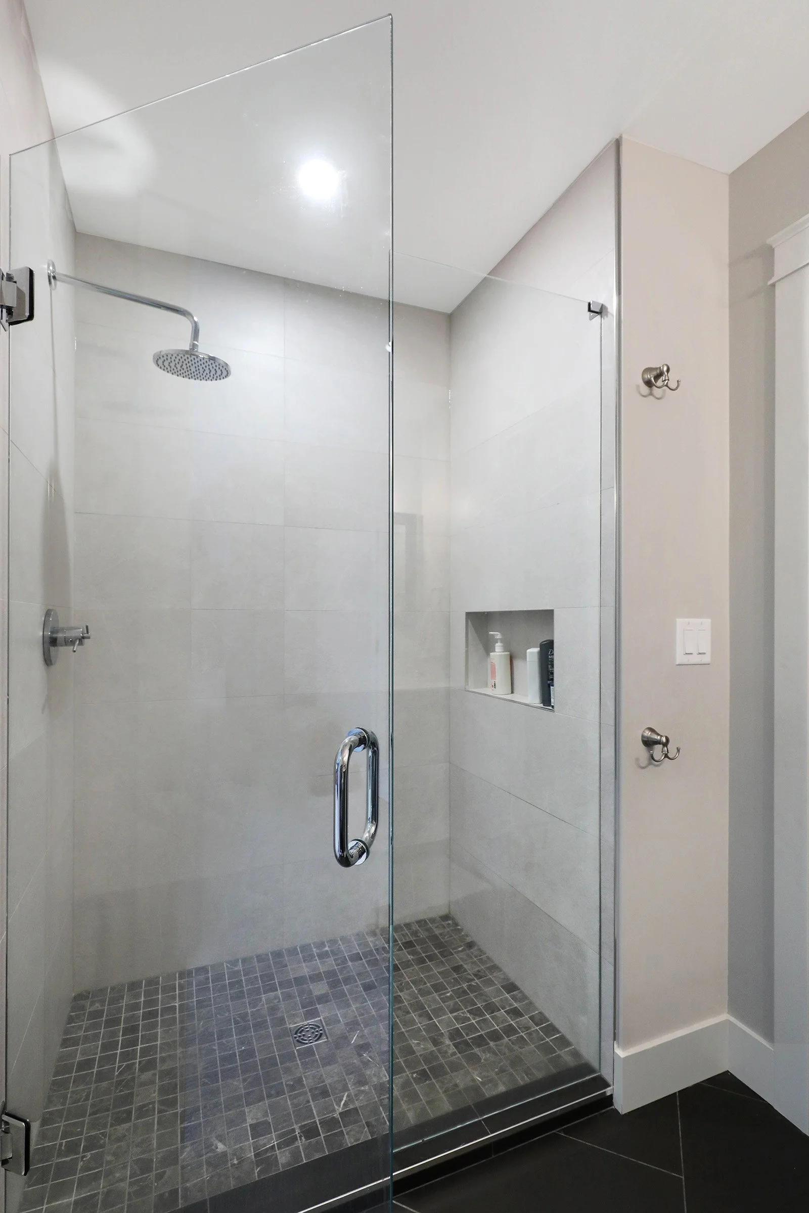 144 Golden Oaks Crescent ph03.jpg