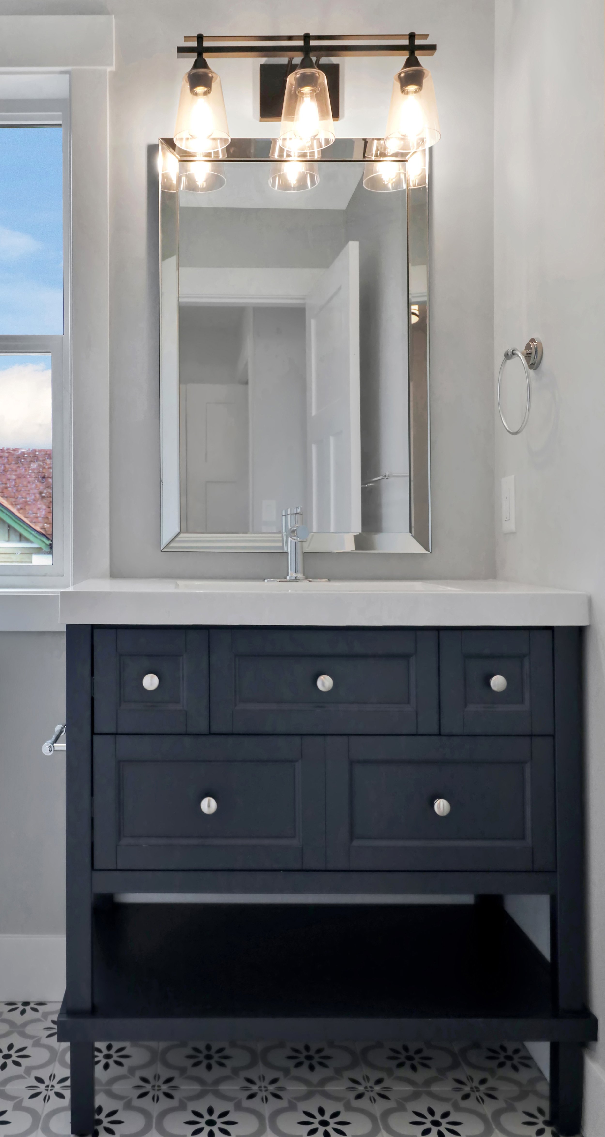 Kennedy - Custom Bathroom in New Nanaimo Fourplex