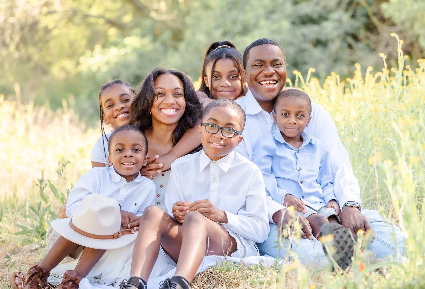 The perfect family photo doesn&rsquo;t exi&mdash;
Yes. Yes it does.

The Johnson Family here making my job a breeze 🤌🤌🤌