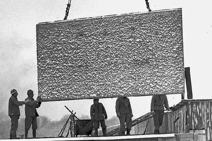 Where Buildings Have family Names      -Conversations on architecture and memory