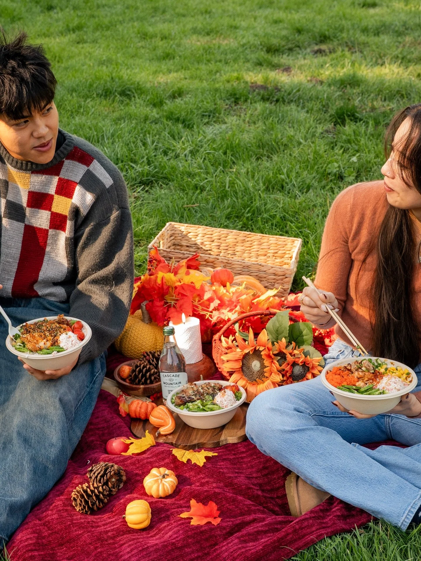 Happy Thanksgiving from our family to yours 🫶🦃

Reminder: All of our locations will be closed today! 🐟