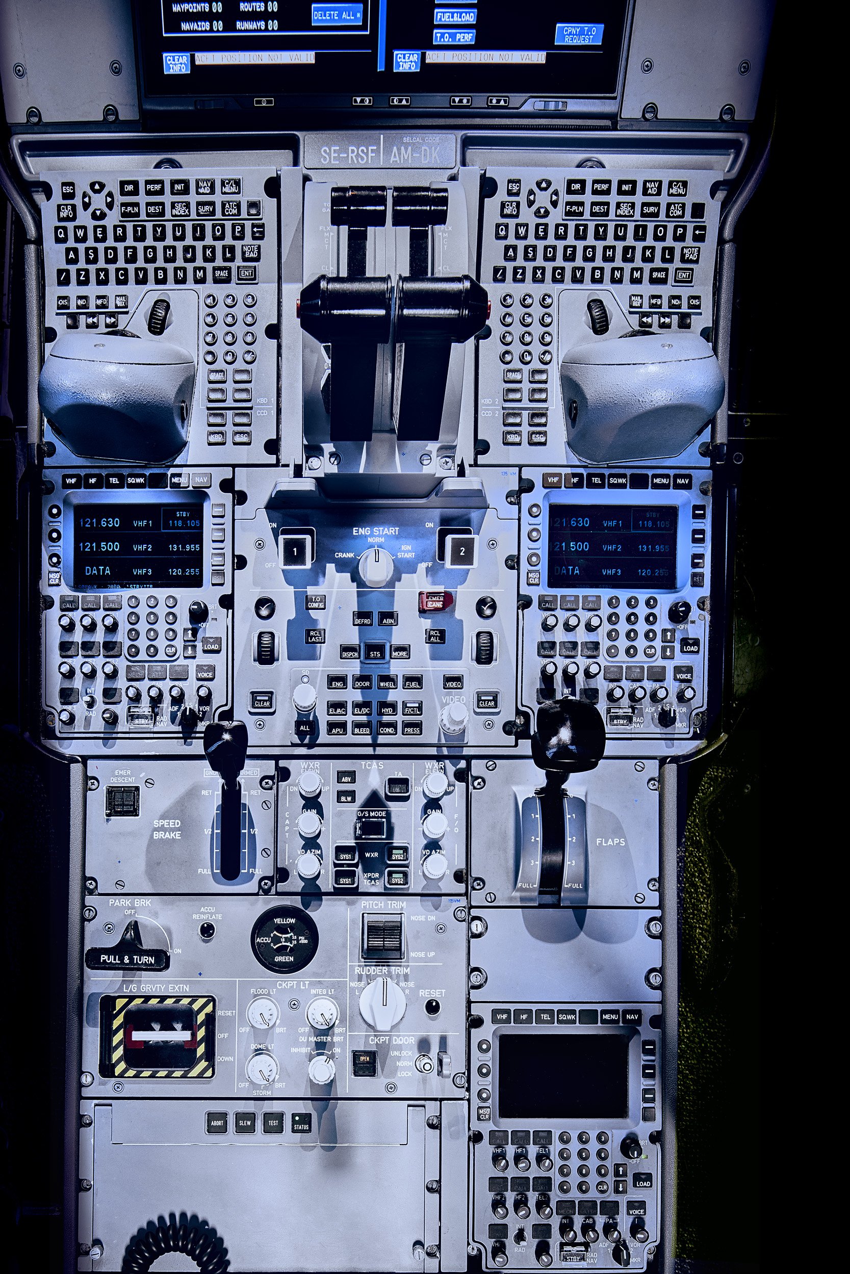 Cockpit150x100-SAS-Art0144 4.jpg
