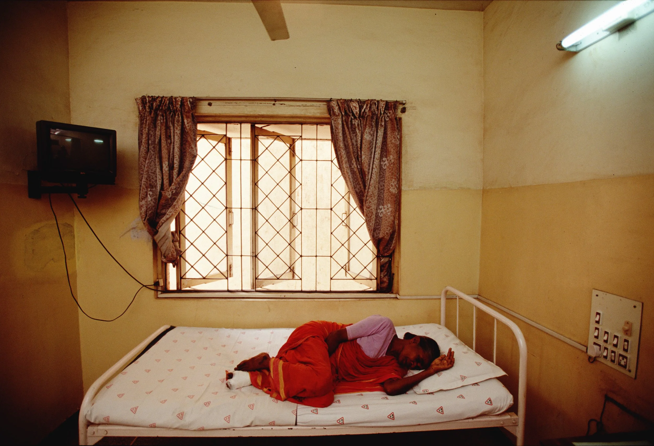 India - public hospital - foot care
