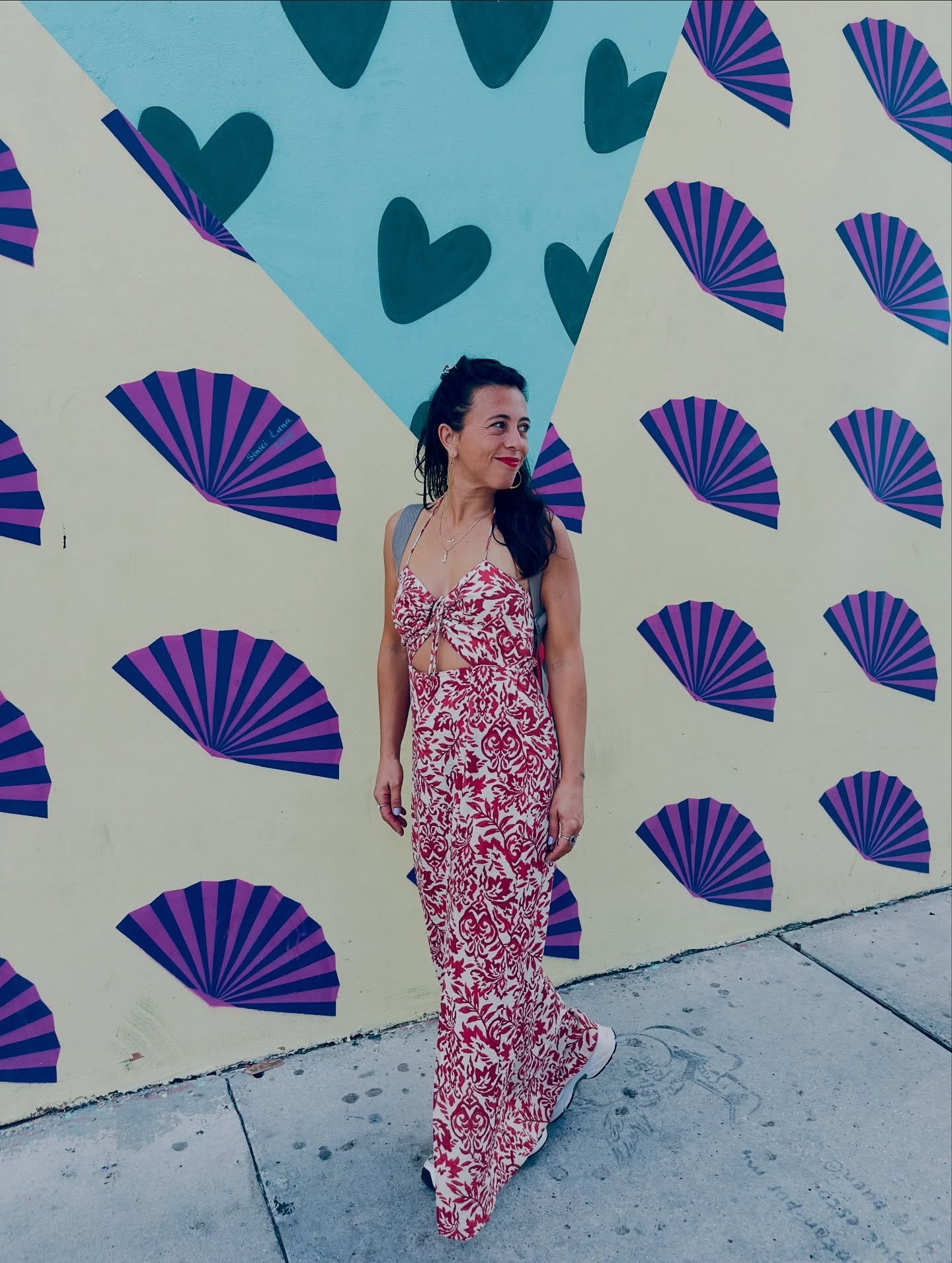 Walking - and dancing - around Miami. 🌴