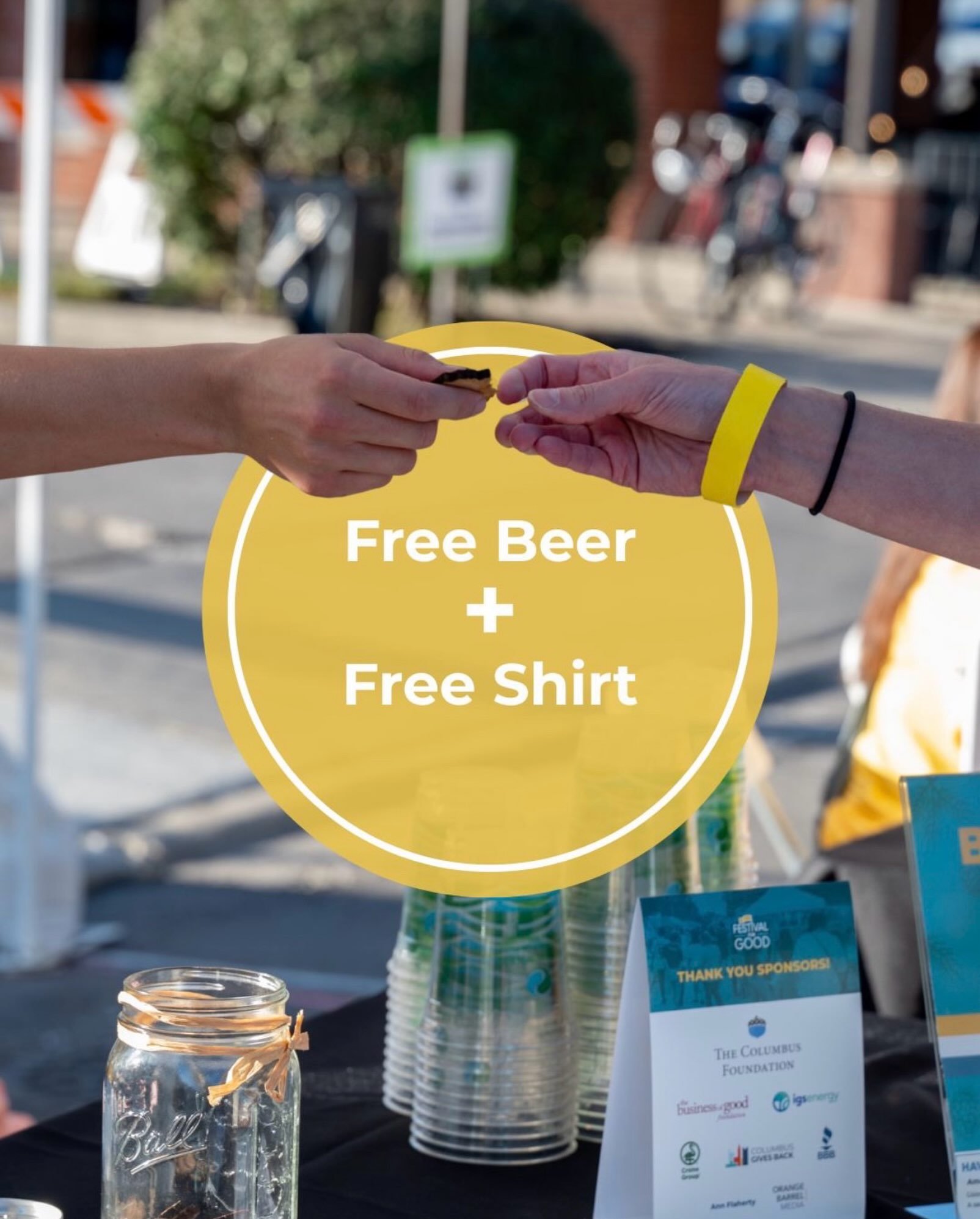 Do good and get rewarded?! Sign up for one of our 5 remaining volunteer shifts to score free swag and a free drink.

👉 Sign up to volunteer *link in bio*

#festivalforgood #socialenterprise #volunteer #swag #fun
