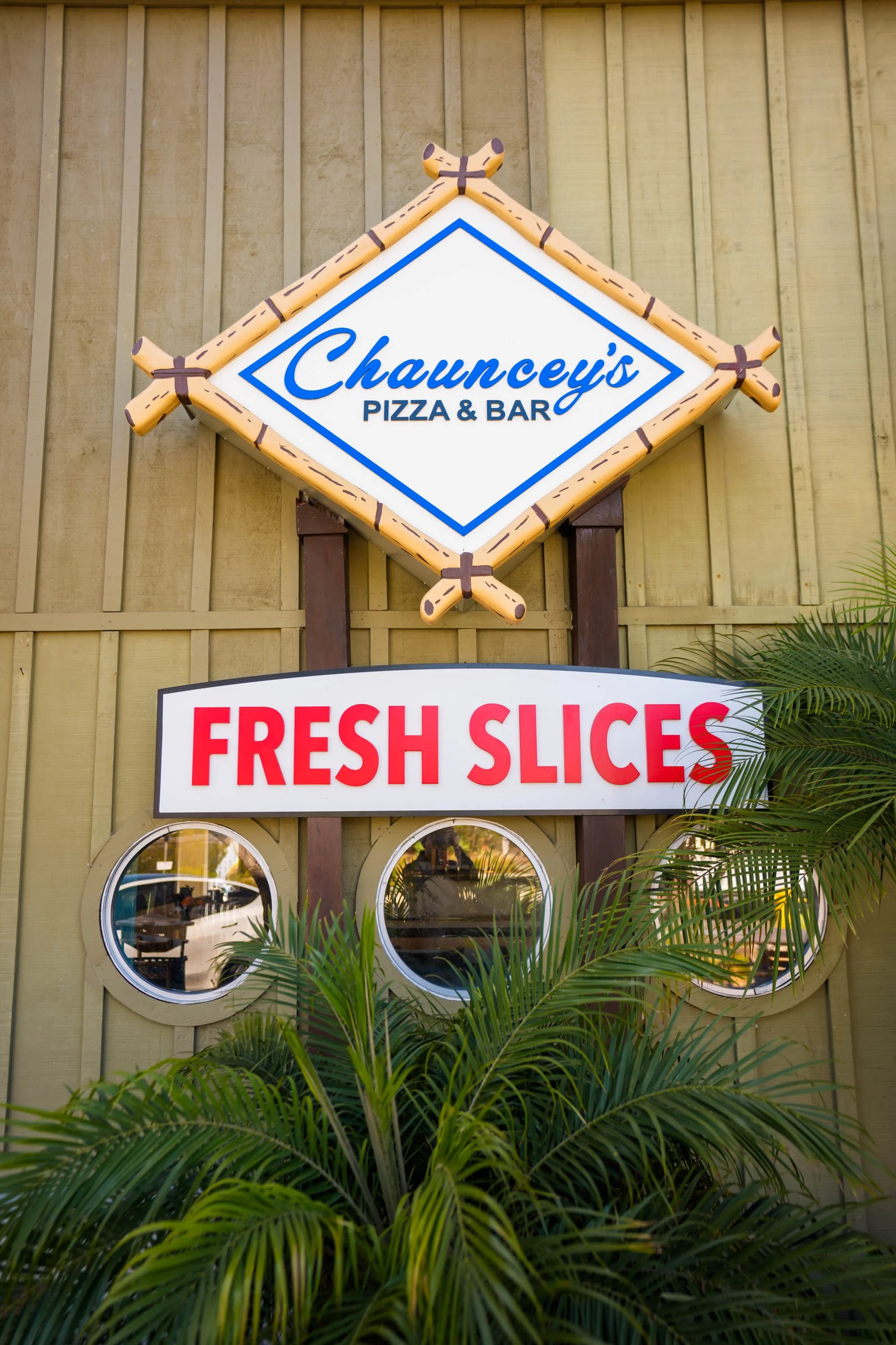 Chauncey's Pizza & Bar