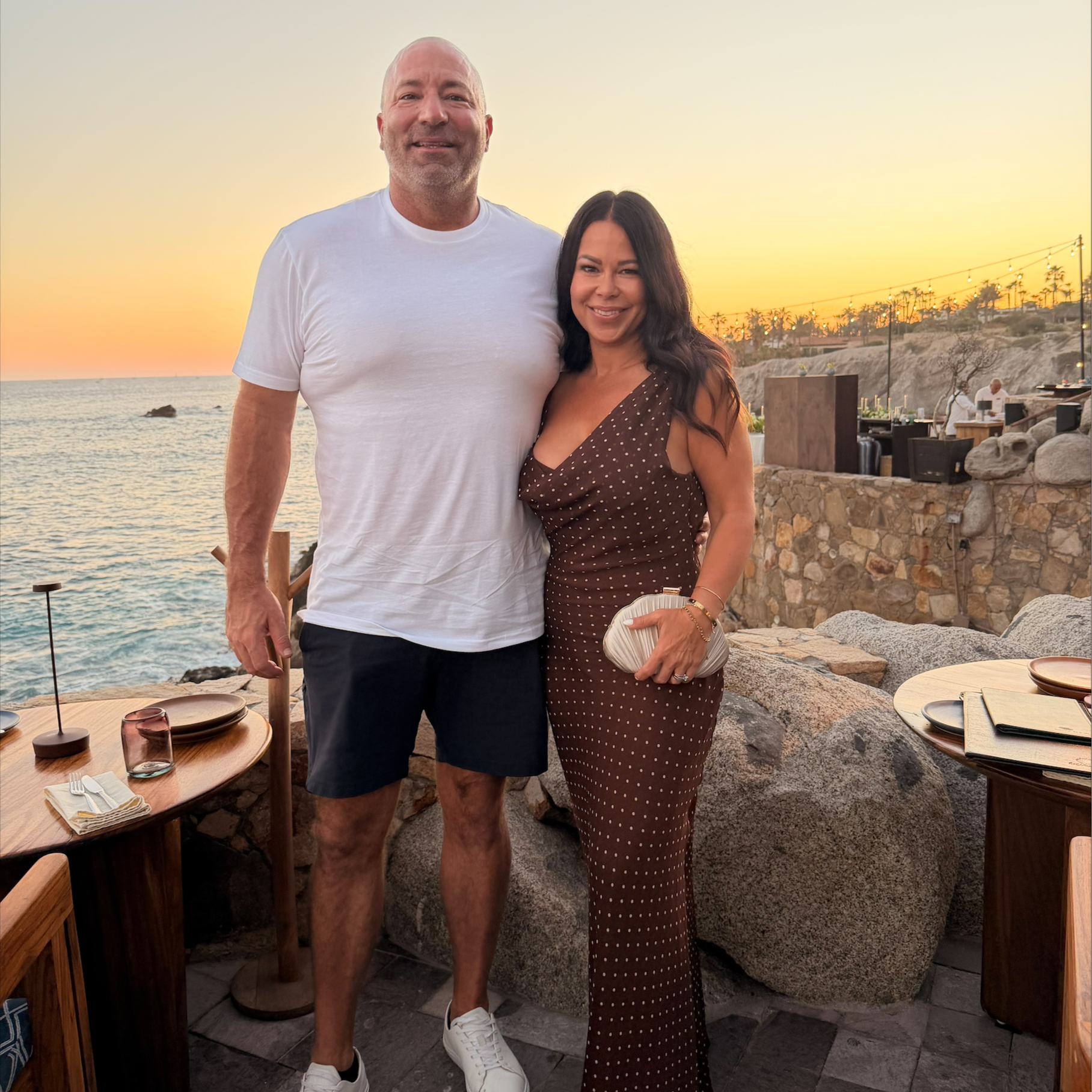 SUNSET+IN+CABO+SAN+LUCAS+WITH+THE+HUNTERS.png