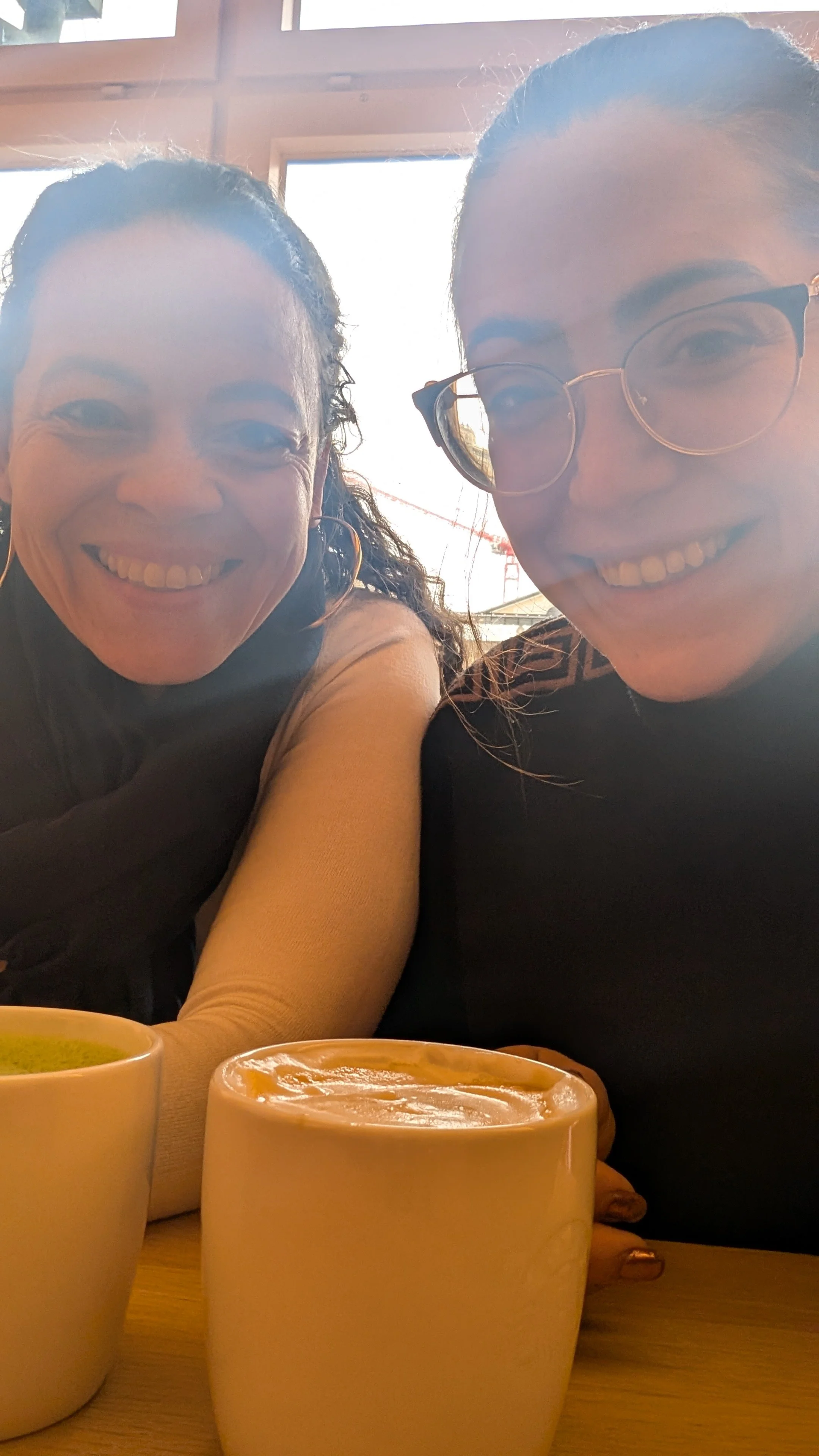 Nelcy et Emily café de noël