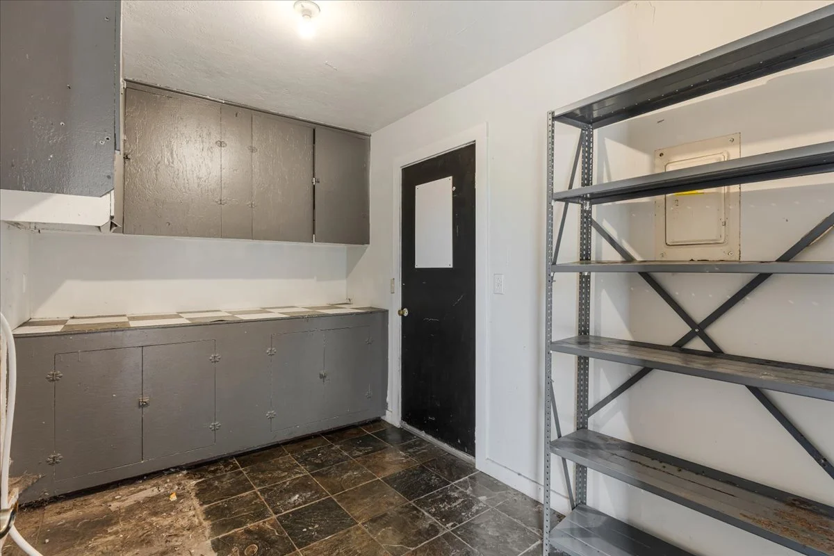 21-515 SE 4th St-16.jpg
