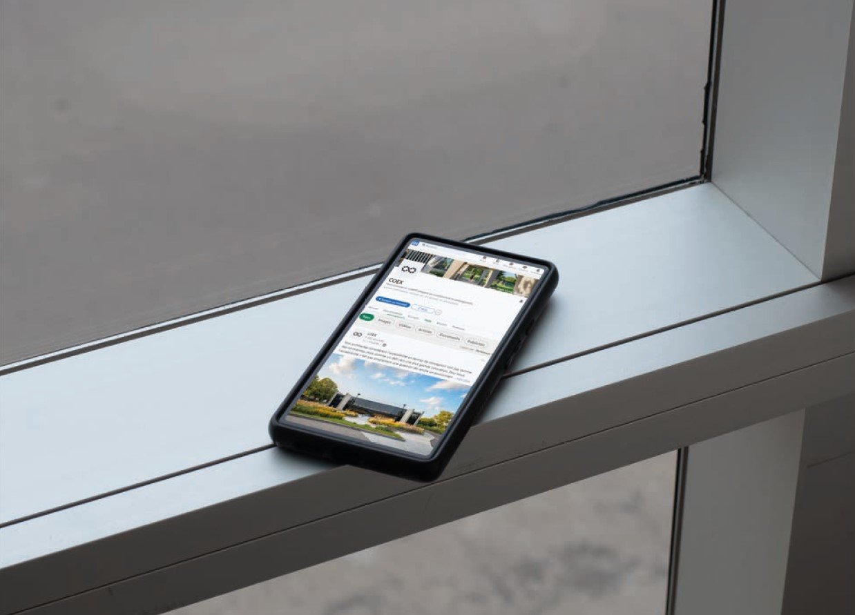 mobile web.jpg
