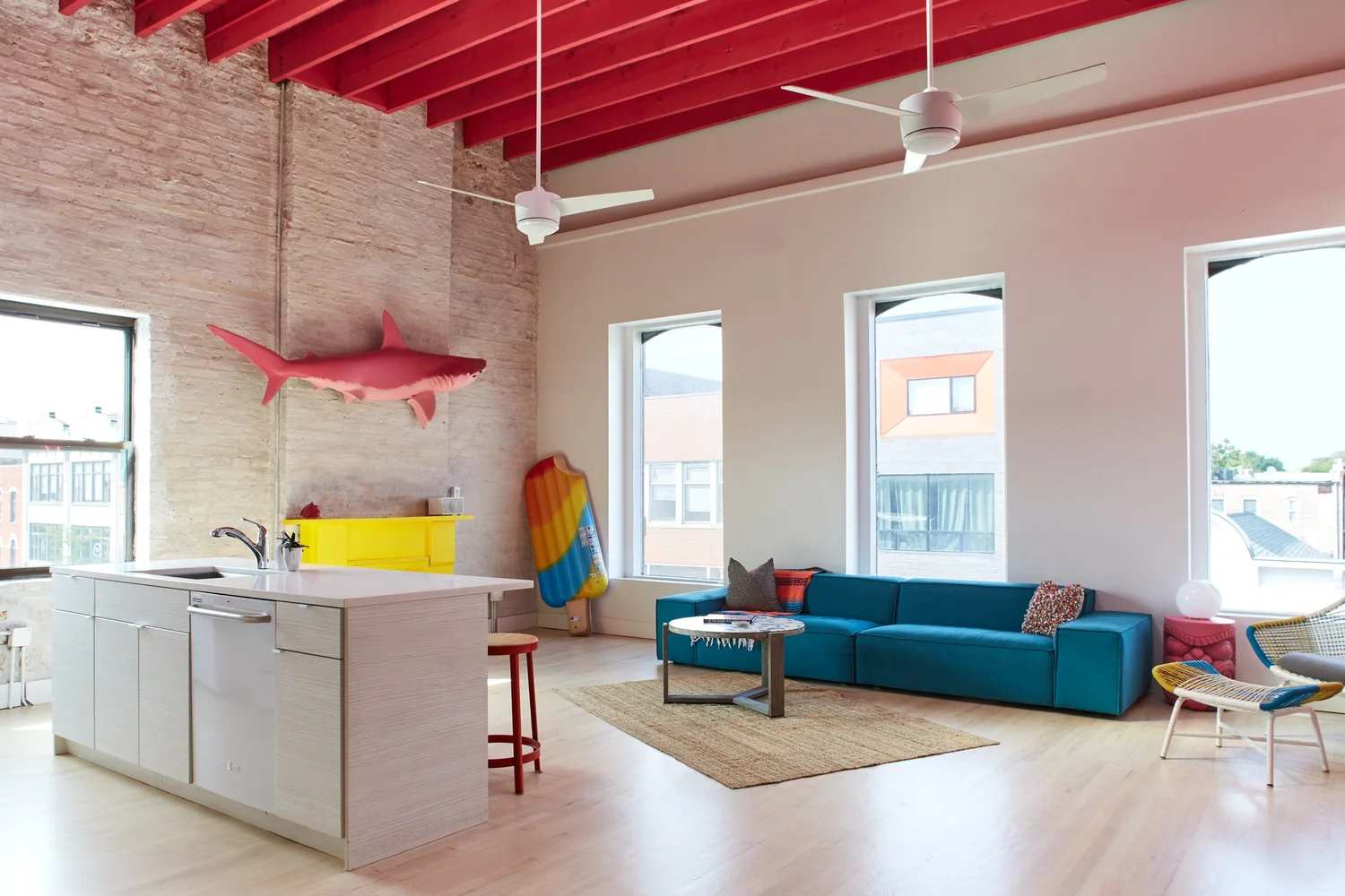 Airbnb Tropical Penthouse in Wicker Park, Chicago with private back ...