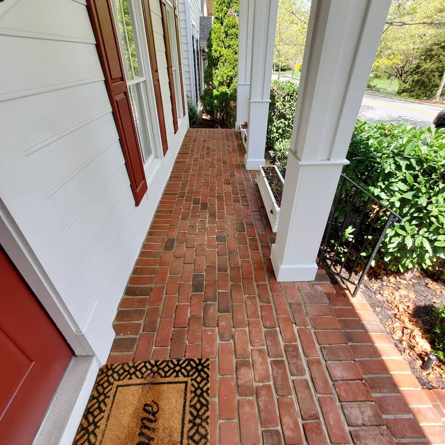 Keep your outdoor space looking beautiful and sanitized, The Deck Dudes Mildewcide, kills mold, mildew, fungal, bacterial. And viral spores.
#springcleaning
#powerwashing #softwashing #surfacecleaning