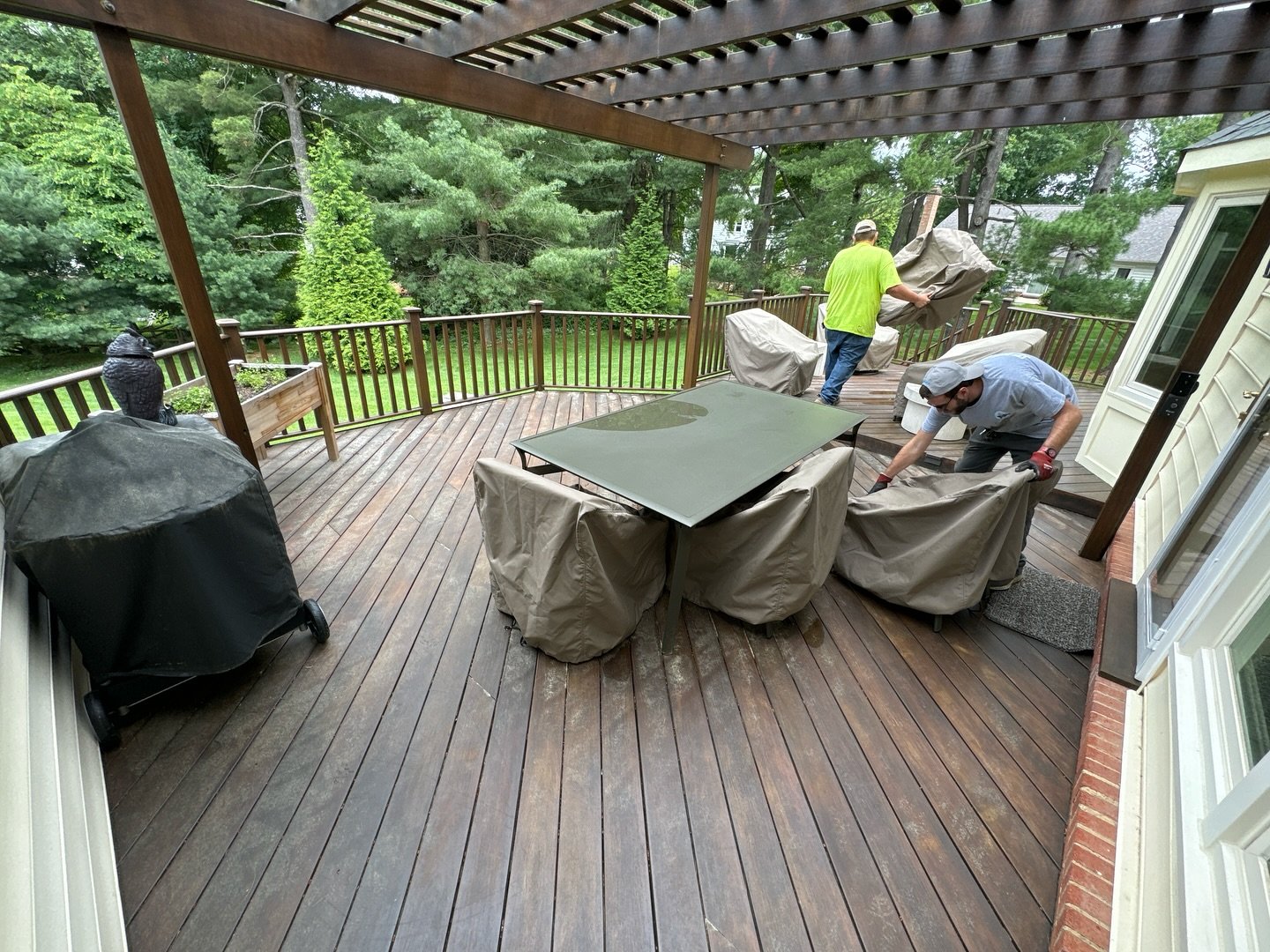 Deck &amp; Pergola Cleaning - Ipe

If you are interested in reviving your outdoor spaces, click the link in our bio to learn more about The Deck Dudes, what we specialize in &amp; request a FREE ESTIMATE today!

#thedeckdudes #powerwashing #deckresto