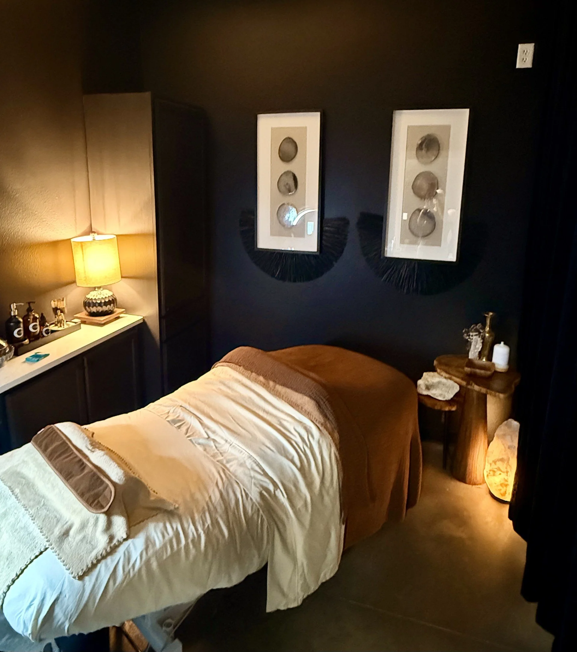 Facial treatment room at HR Beauty Bar in Russellville, Arkansas