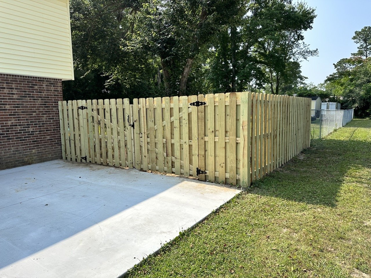 Replacement of old decaying fence with this new beauty