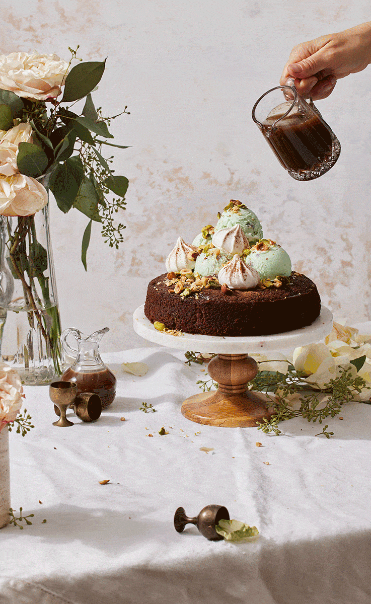 Pistachio-Cake-Food-Photography.gif
