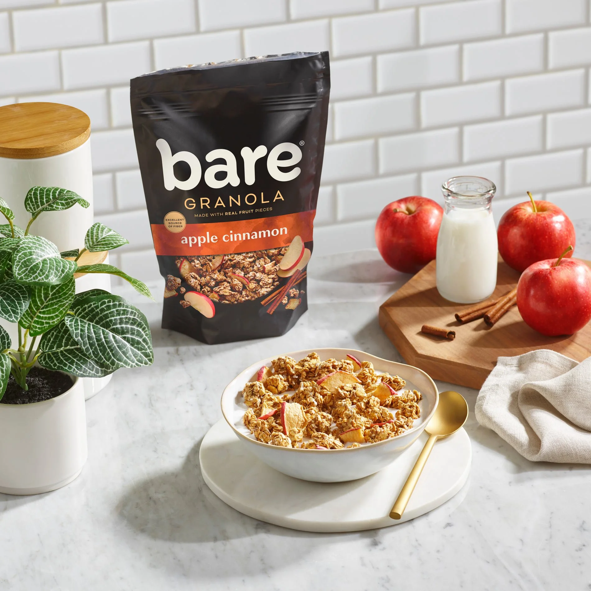 Bare-Granola-AppleCinn-lifestyle-Kitchen.jpg