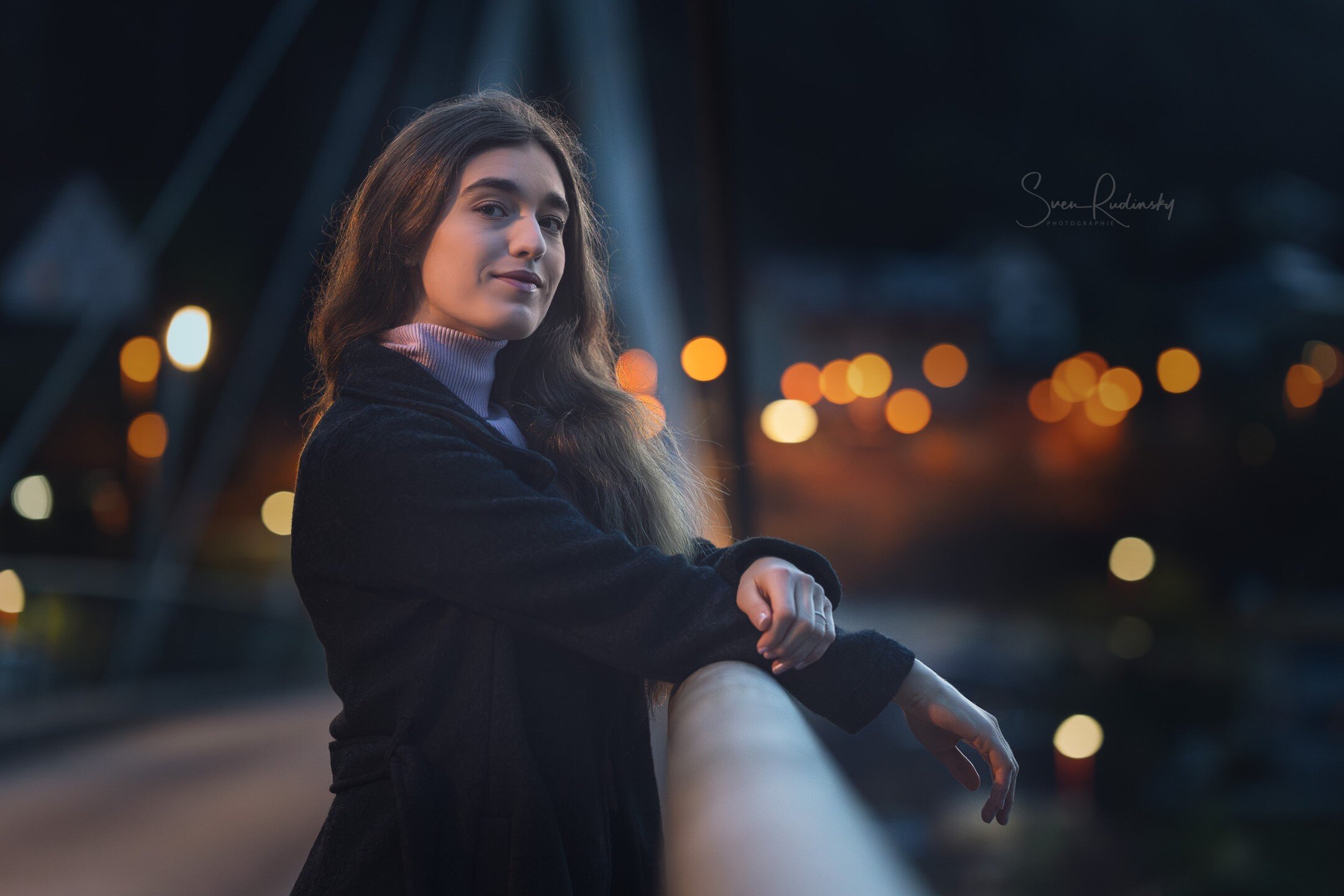 Guten Morgen und einen sch&ouml;nen Sonntag 💫

Fotoshooting mit Lilly @lel_ja1908 , vielen Dank Lilly f&uuml;r das tolle Shooting 🥰

📷 Equipment:
- Sony Alpha 1
- Sigma 85mm 1.4 Art

#portait #bokeh #fr&uuml;hmorgens #fotoshooting #outdoor #portra