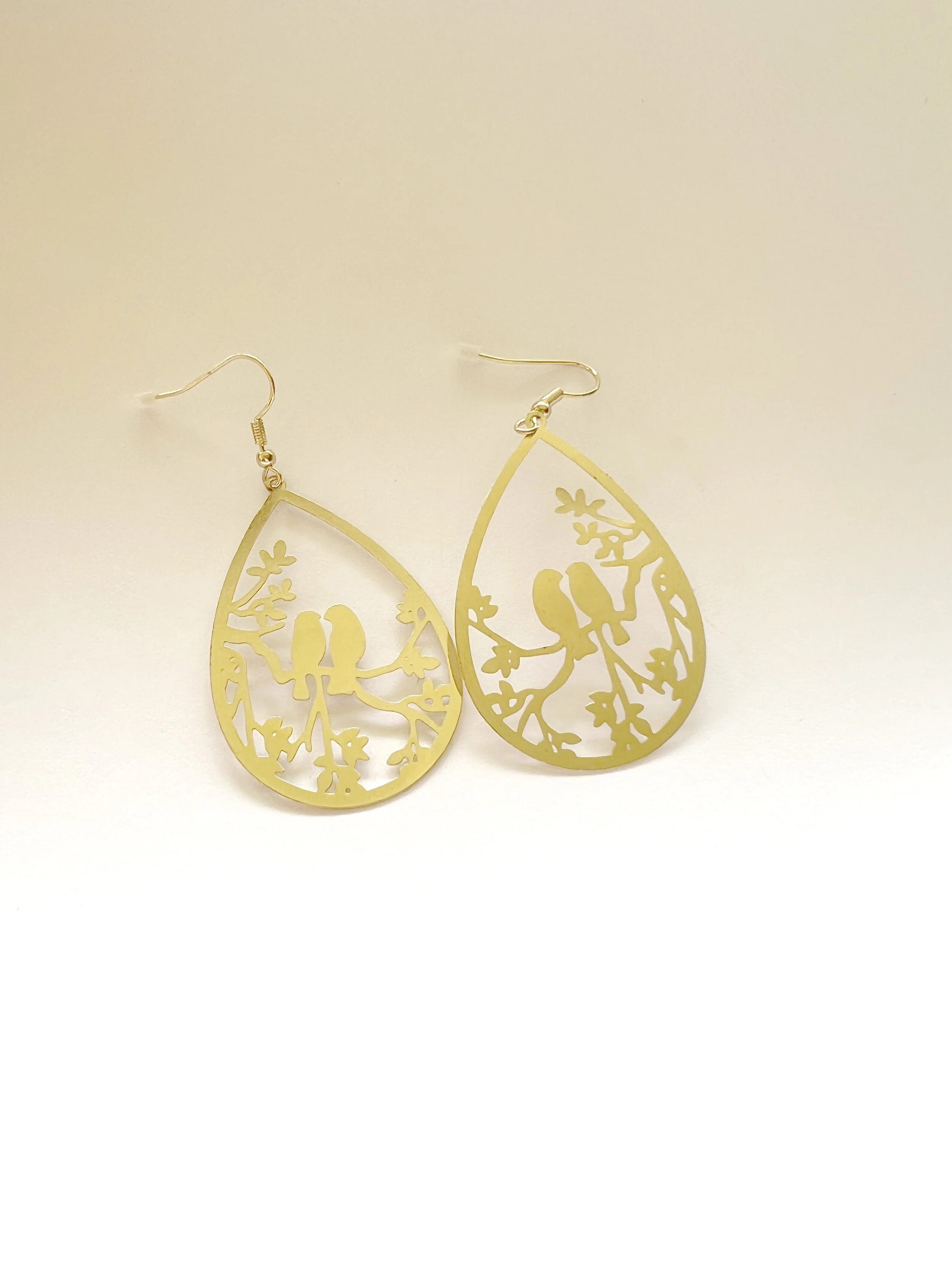 Lovebirds Teardrop