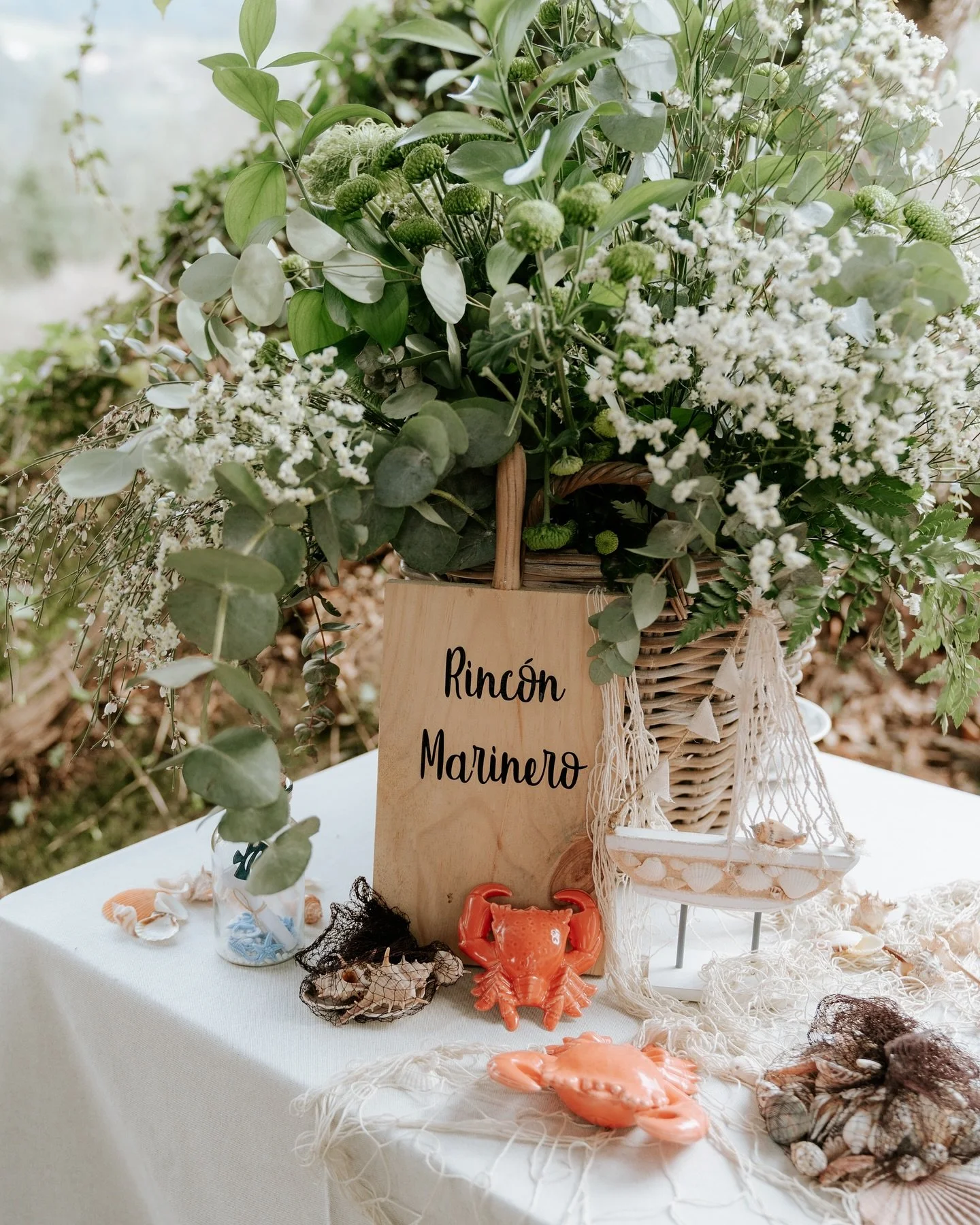 En vuestro aperitivo hay rincones que vuelven locos a los invitados, os hab&iacute;amos ense&ntilde;ado el de pulpo que es el m&aacute;s solicitado y hoy os ense&ntilde;amos la decoraci&oacute;n del marinero! 

Foto: @elenamurfotografia 
Decoraci&oac