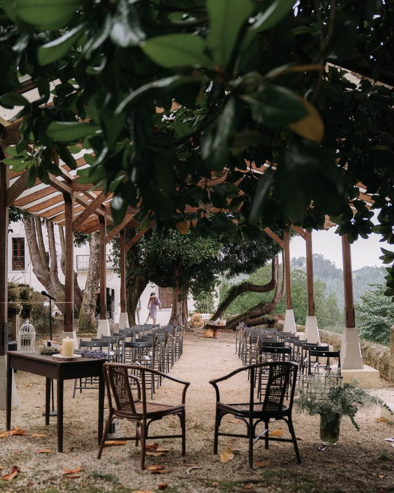 Quieres celebrar tu ceremonia civil bajo un gran magnolio en nuestra p&eacute;rgola techada que te protege de la lluvia en caso de mal tiempo y te permite disfrutar de todo el valle ???? 

Solicita nuestro nuevo dossier para 2025 
torenogestion@gmail