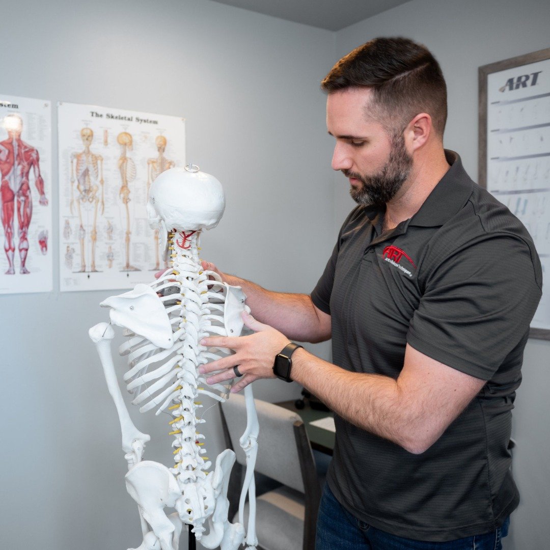 Four reasons why your body needs a healthy spine:

1️⃣ It allows your body to adapt to daily life. Most people don't do the same thing daily for their entire lives. We travel, change our weekend activities, and have more stressful seasons of life. Ad