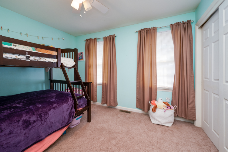 241WWalnutTreeDrive-26 1.png