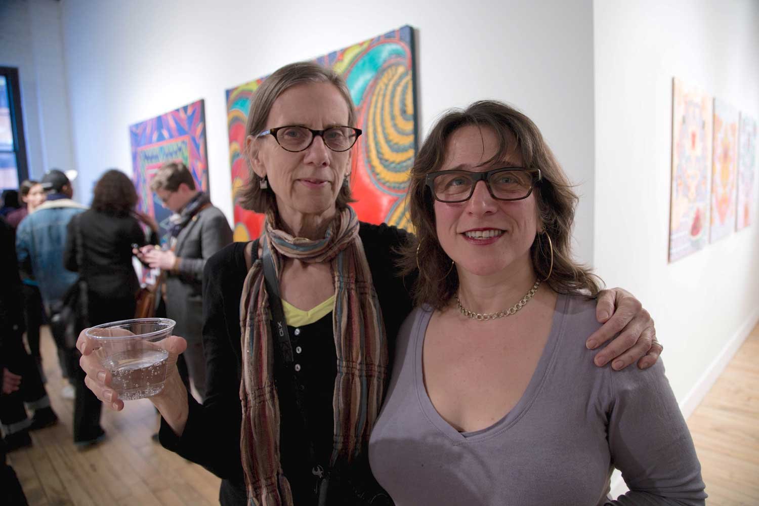 2013-4-16-Barb-and-Rachel-at-bella-book-party-for-Diggs-Doyle-books-Photo-by-Mook.jpg