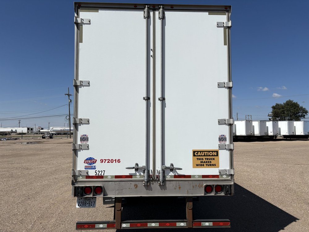 Used 2017 Utility 53' Dry Van Trailer for Sale SA2016 — Area