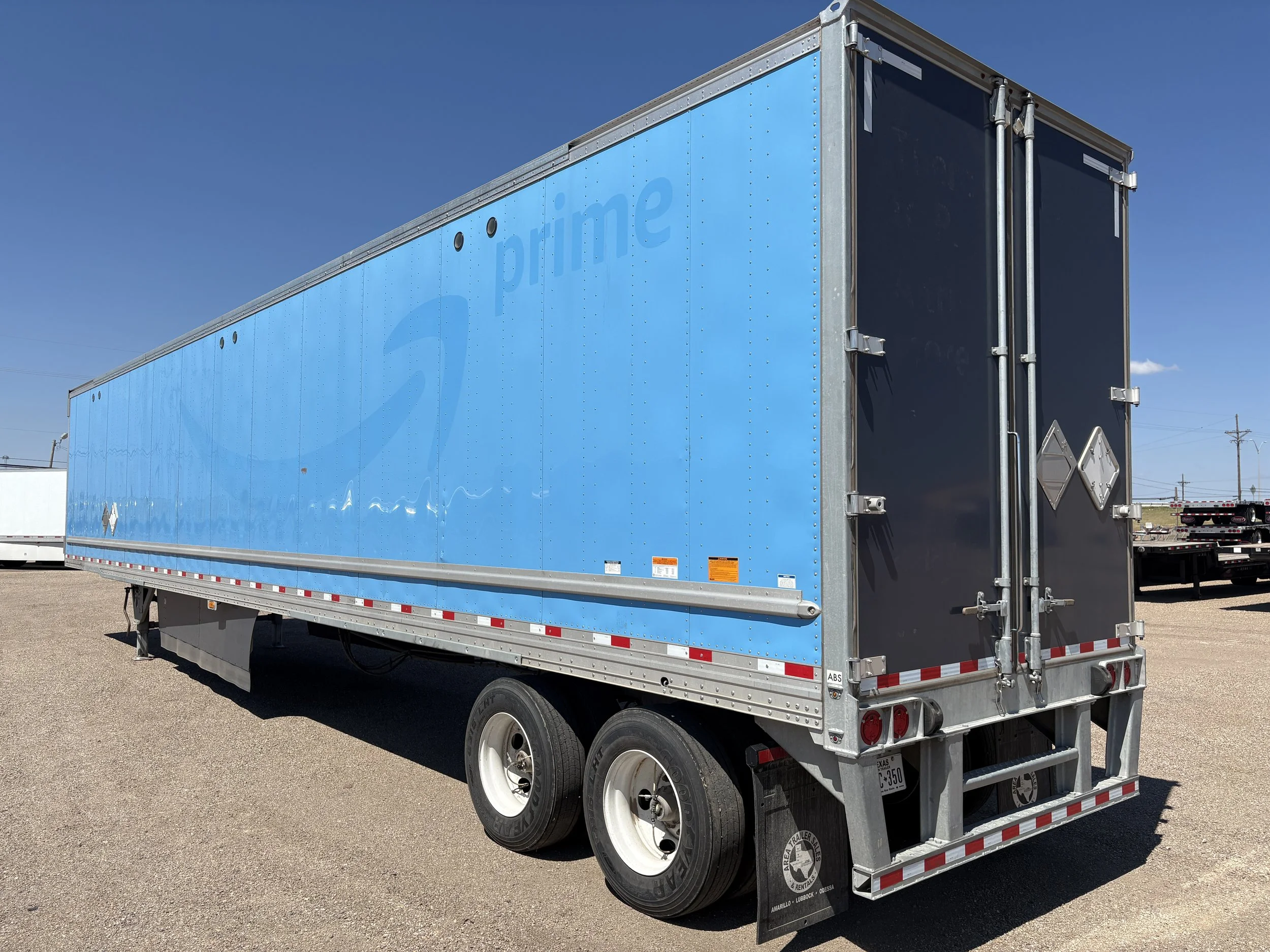 used_dry_van_trailer_blue.JPG