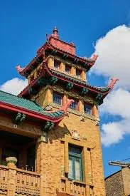cool building.jpg