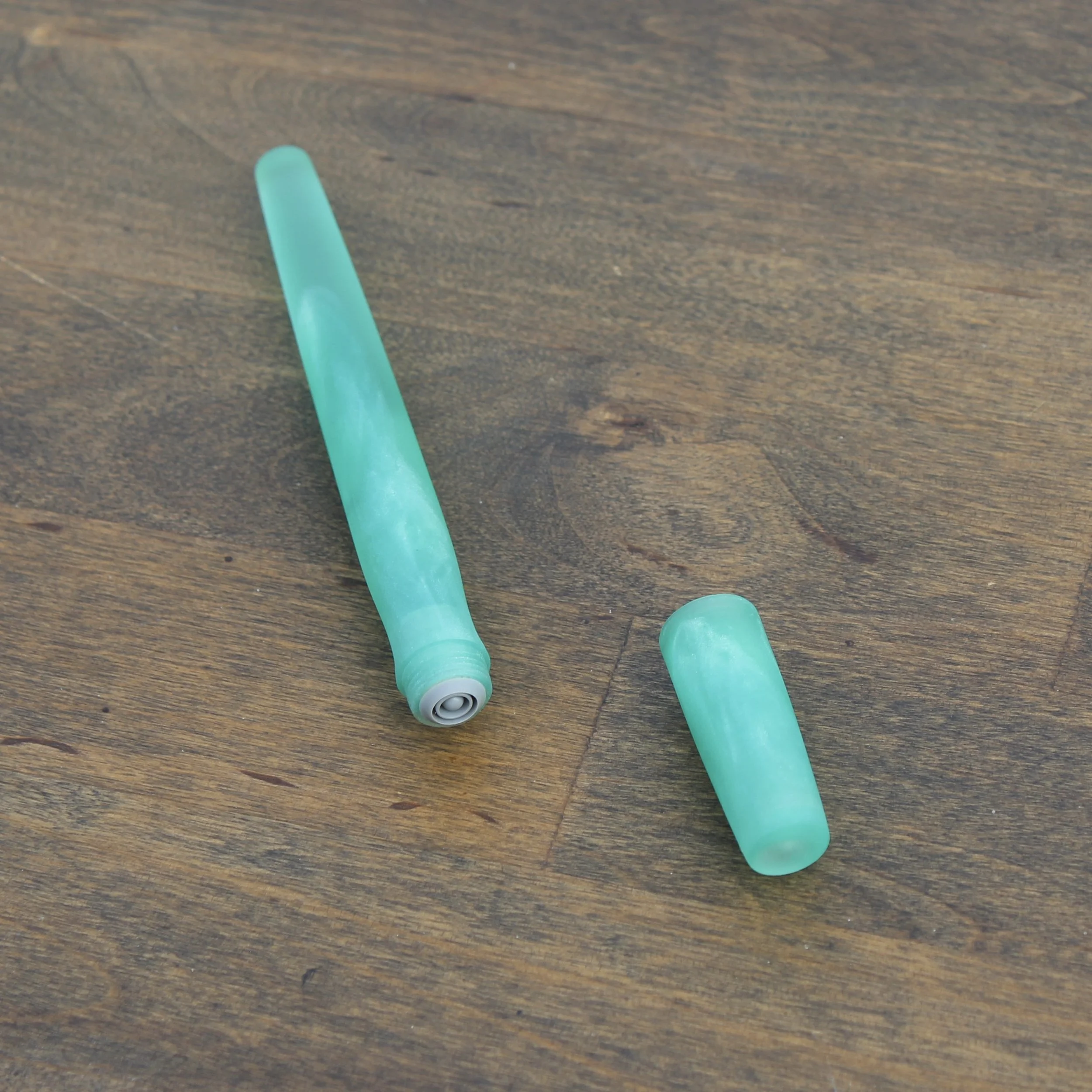 Yucca Capped Dip Nib Holder