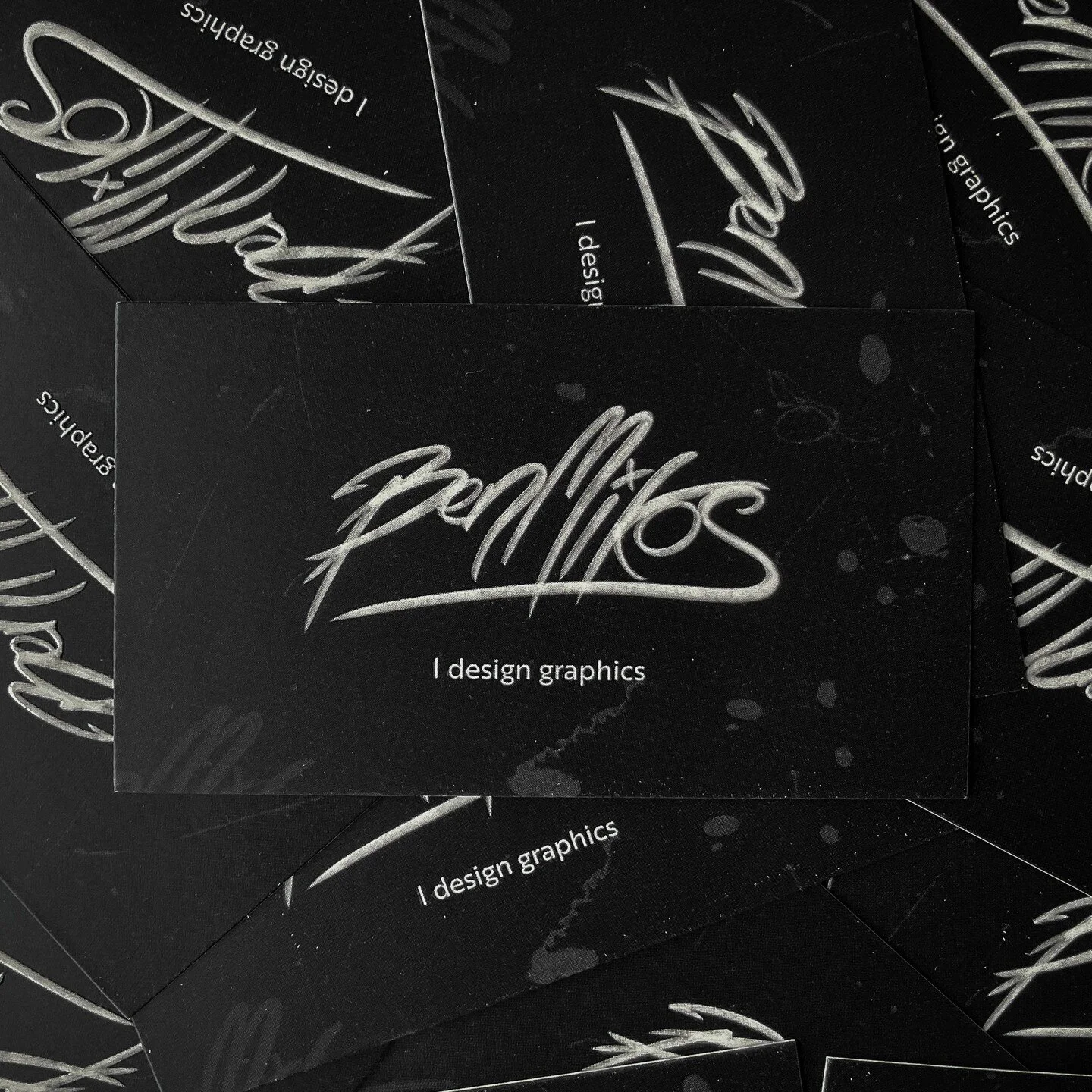 New business cards
I design graphics

#myart #artist #graphicdesigner #graphicartist #logodesigns #businesscards #businesscarddesign #personallogo