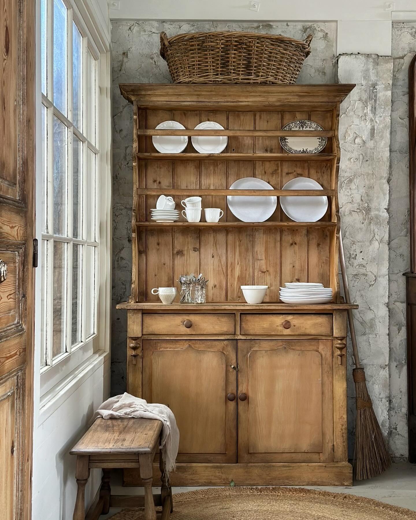 Our favourite piece this week and it&rsquo;s overflowing with character and charm. 

This vintage pine kitchen dresser has three shelves and provides ample space for displaying and storing your collection of crockery and linen napery. It&rsquo;s a re