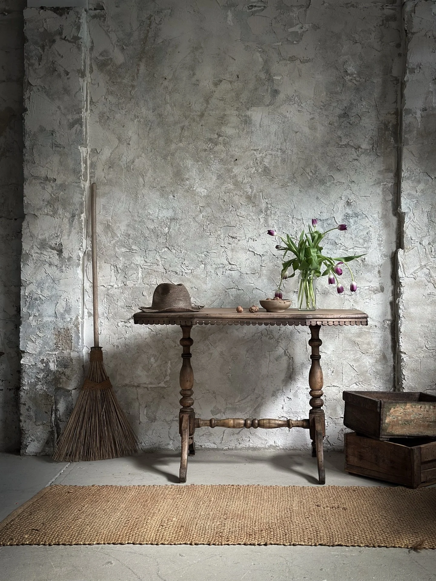 We&rsquo;re back from a short holiday break and so excited to welcome the New Year! Ready to do it all again&mdash;celebrating the old, the beautiful, and the meaningful, with a little magic to last a lifetime.
Find these beautiful pieces and more no