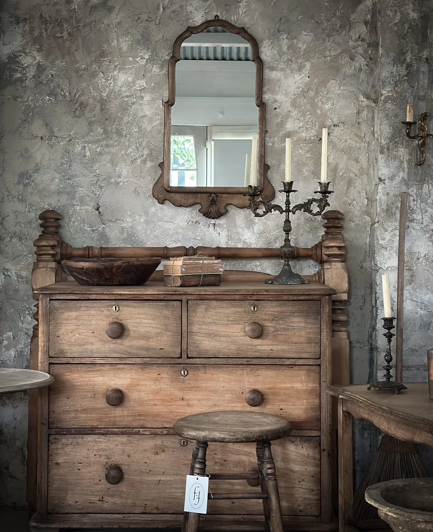 There&rsquo;s a quiet kind of beauty waiting in our online store.
Thoughtfully selected pieces. Considered details. Timeless style. And there&rsquo;s more to come very soon, we can&rsquo;t wait to show you! 

Explore our collection at
www.familyfound