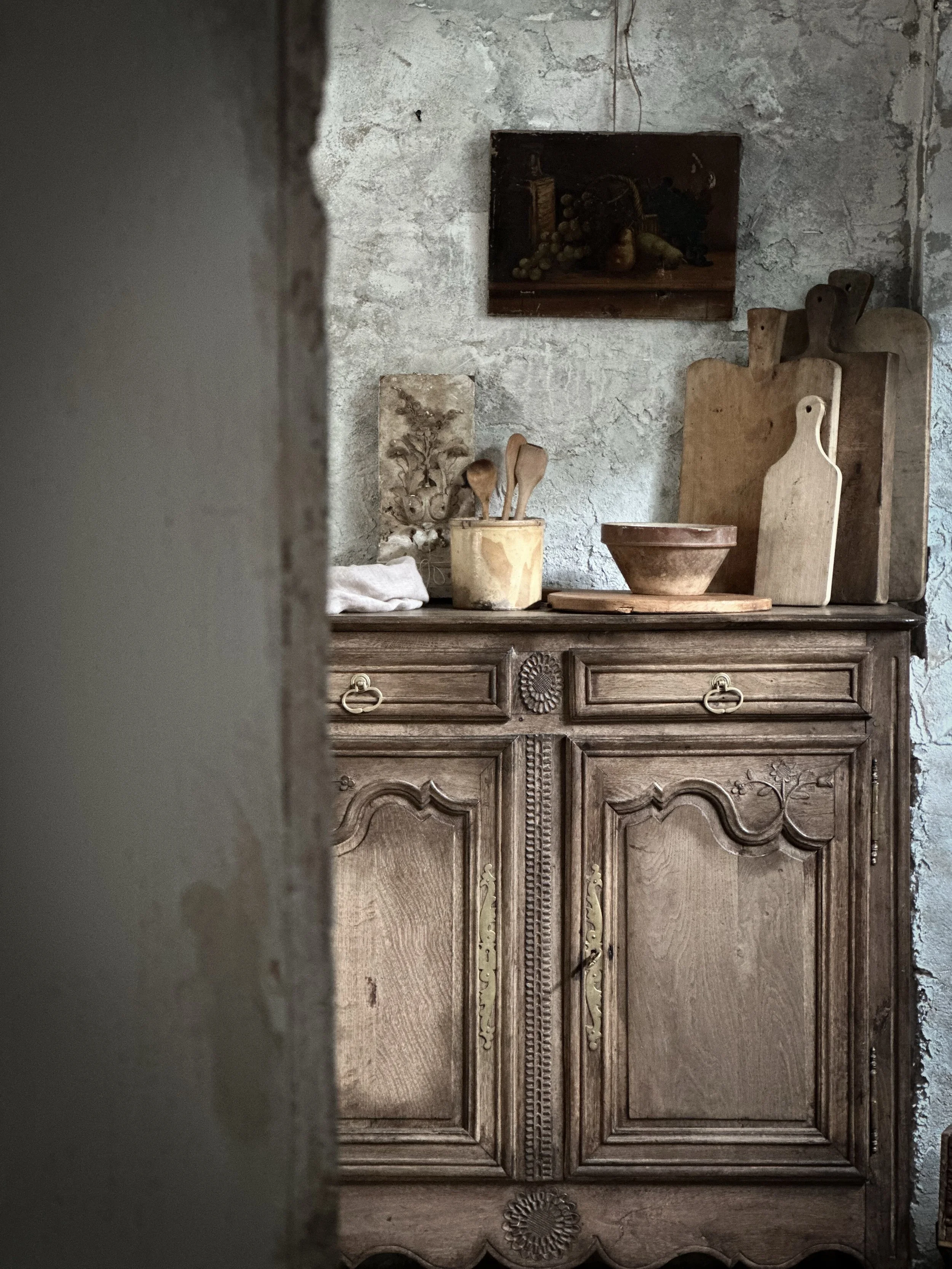 A peek at some of our treasures to start the week. 

Softened edges, faded paint, worn timber and marks left by time. Surfaces changed by sunlight, weather and years of being lived with.

It&rsquo;s everything we love. Find them now at www.familyfoun