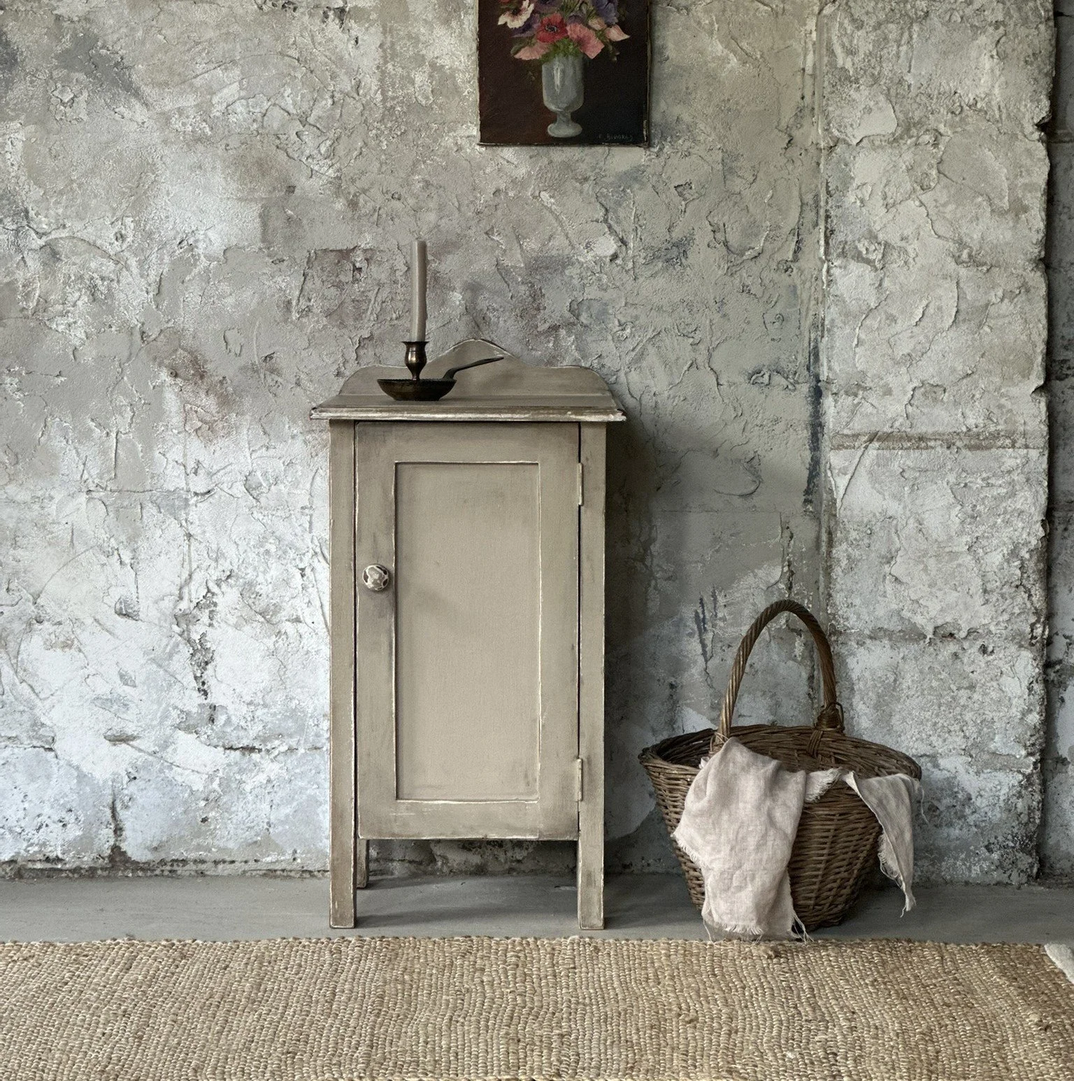 Single door bedside
