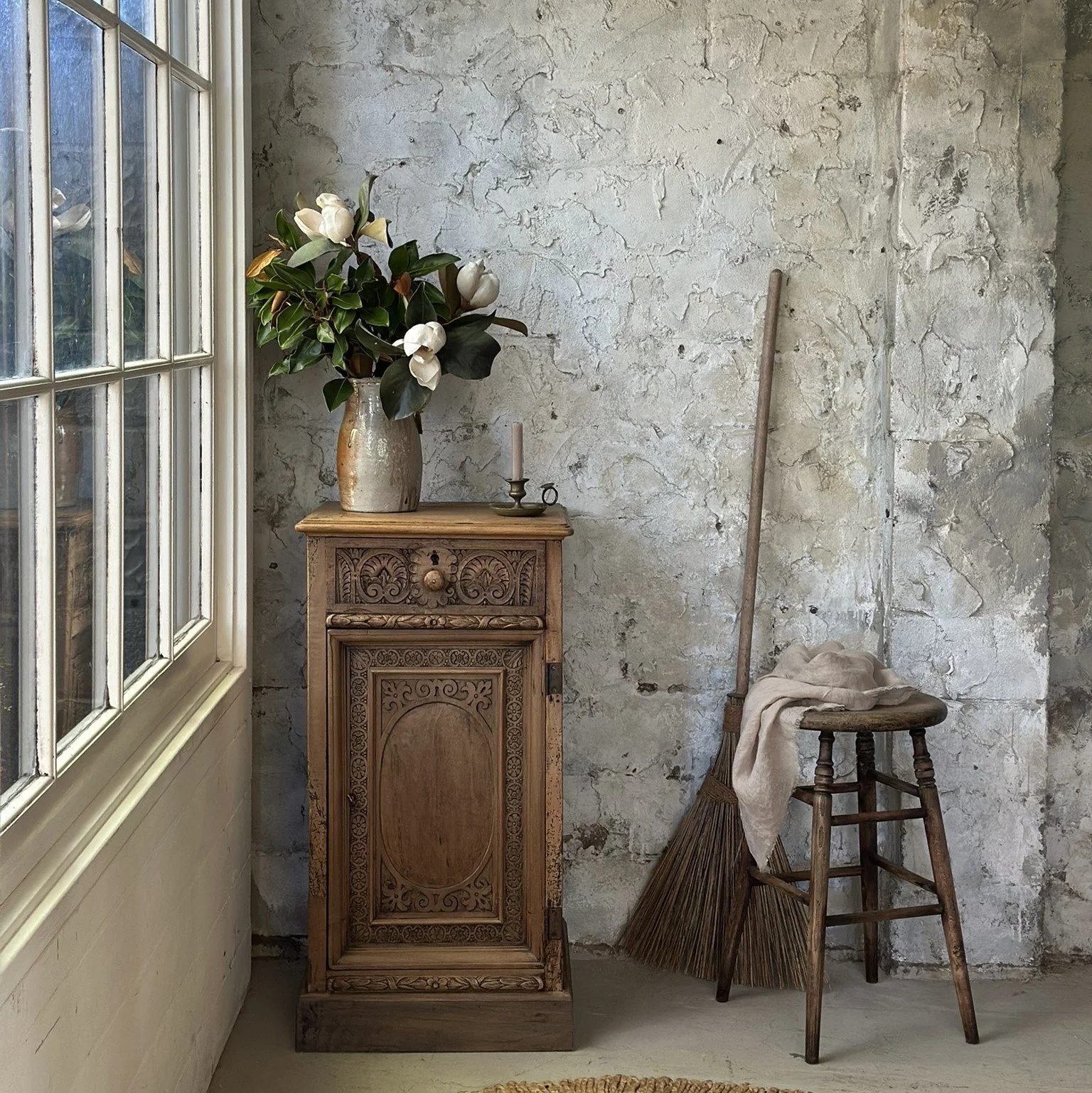 Renaissance single door cabinet