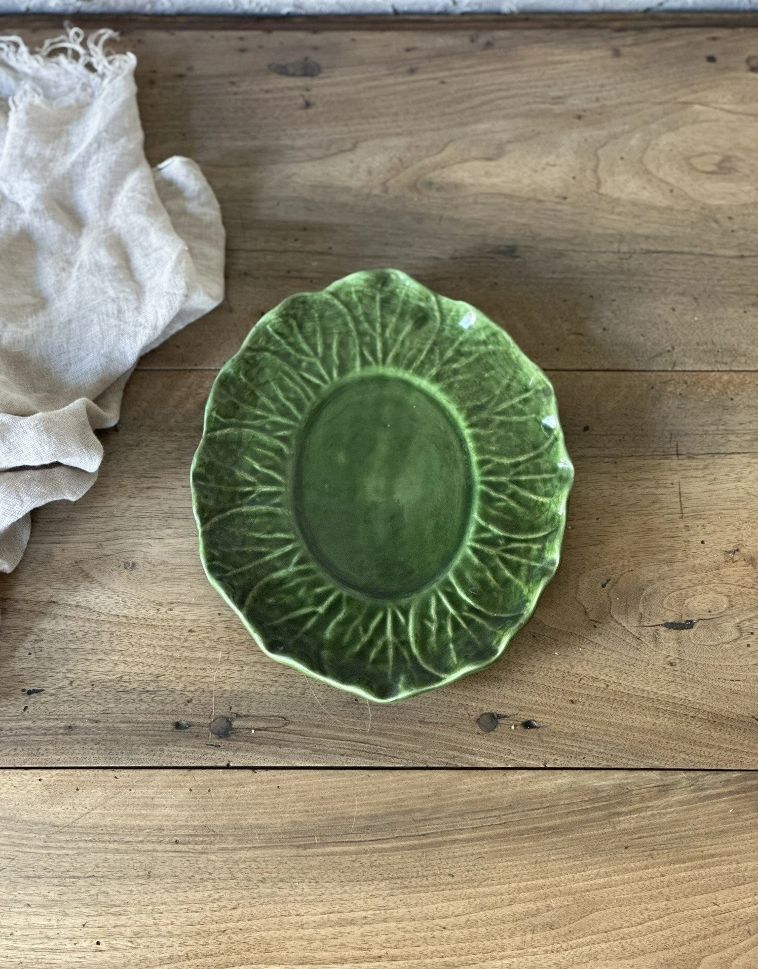 Leaf serving plate
