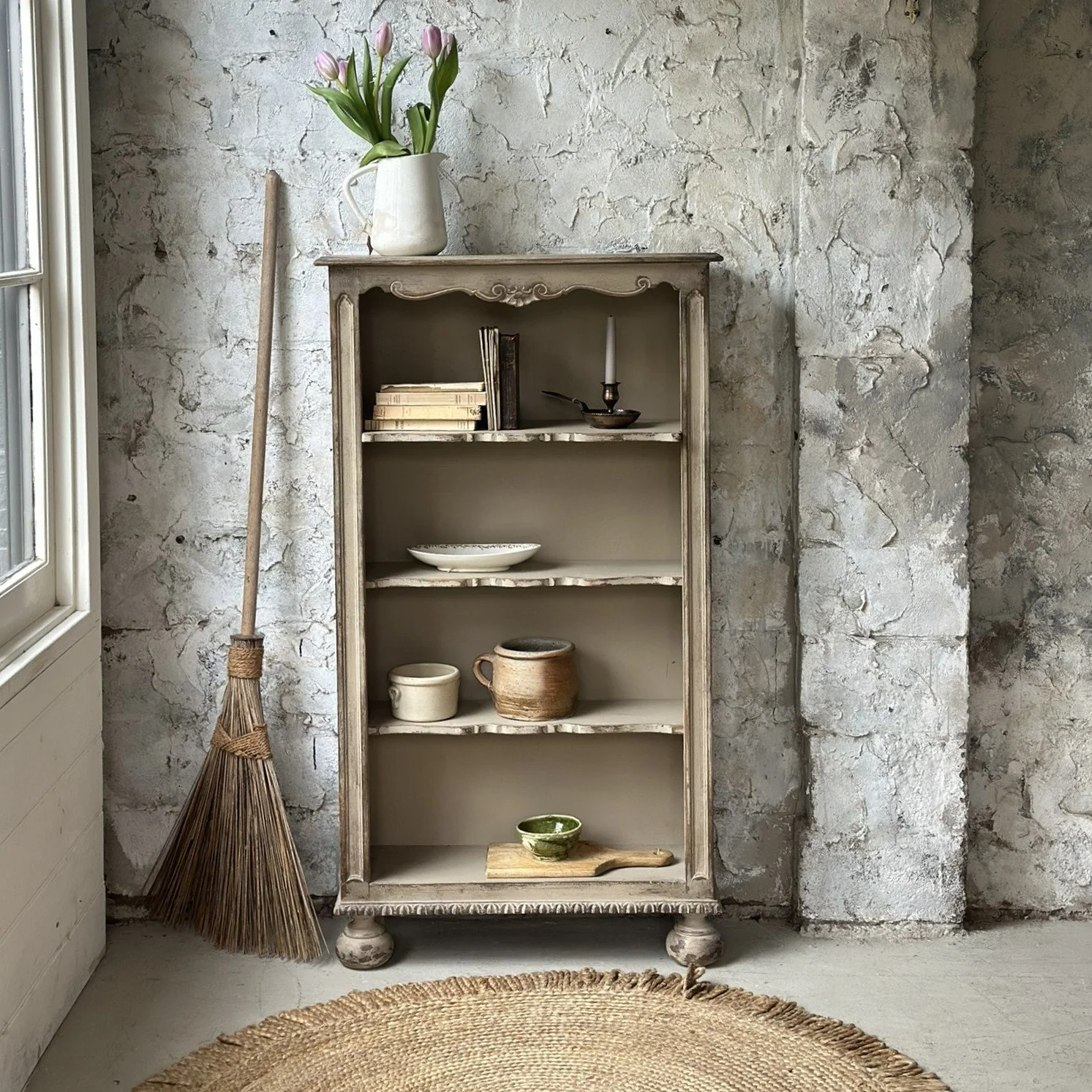Bookshelf