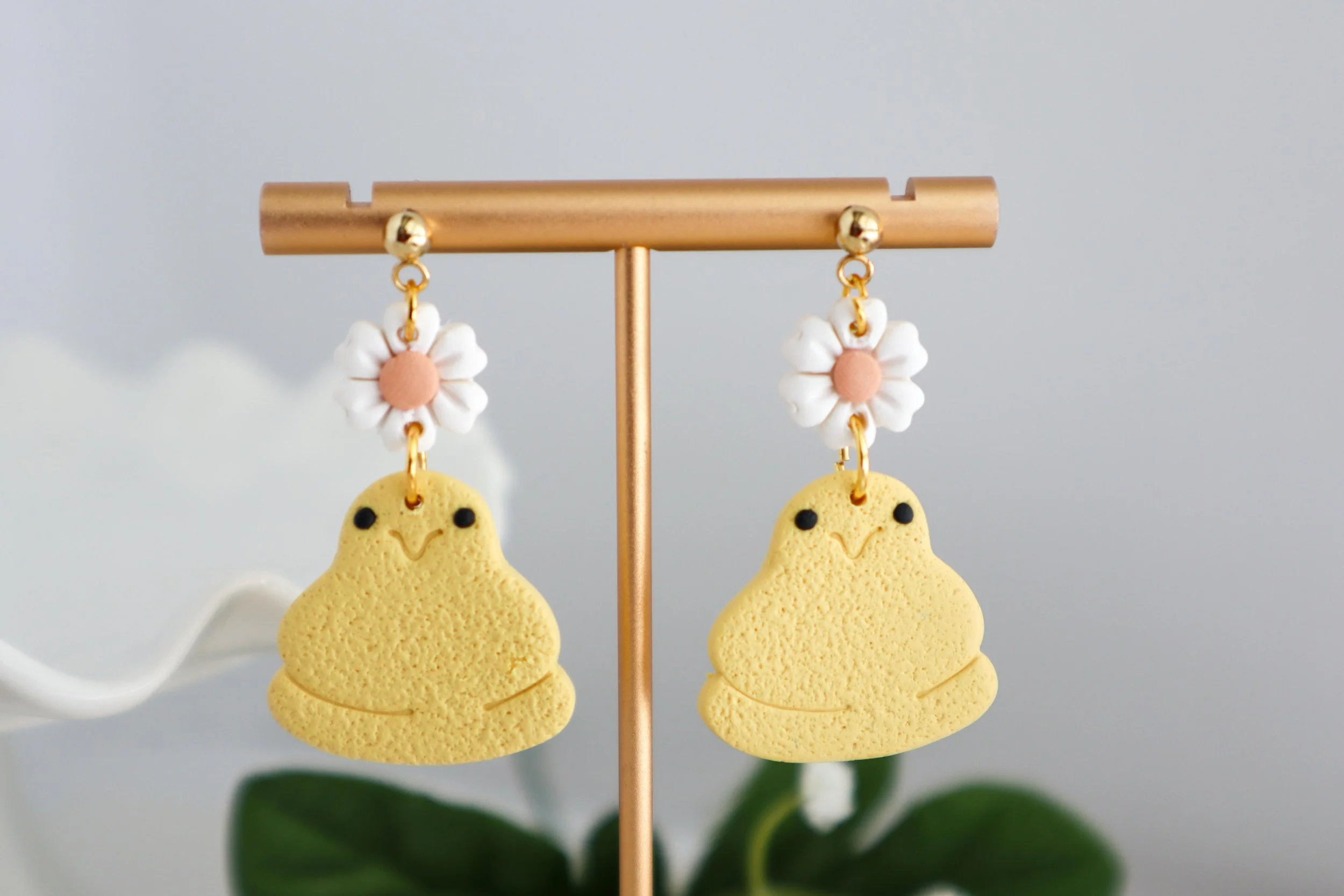 marshmallow-chick-polymer-clay-easter-earrings3.jpg