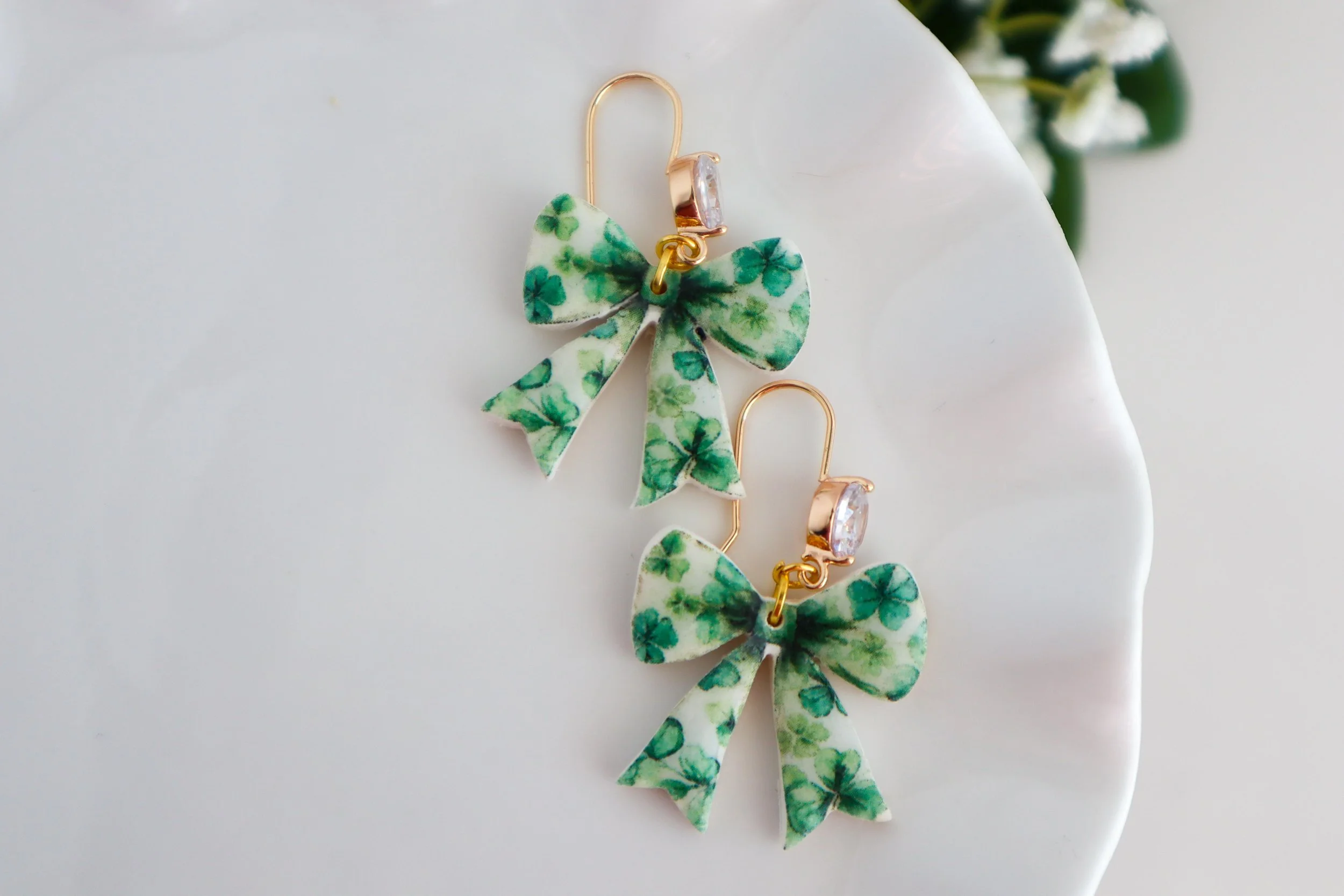st-patricks-day-clover-bow-polymer-clay-earrings2.jpg