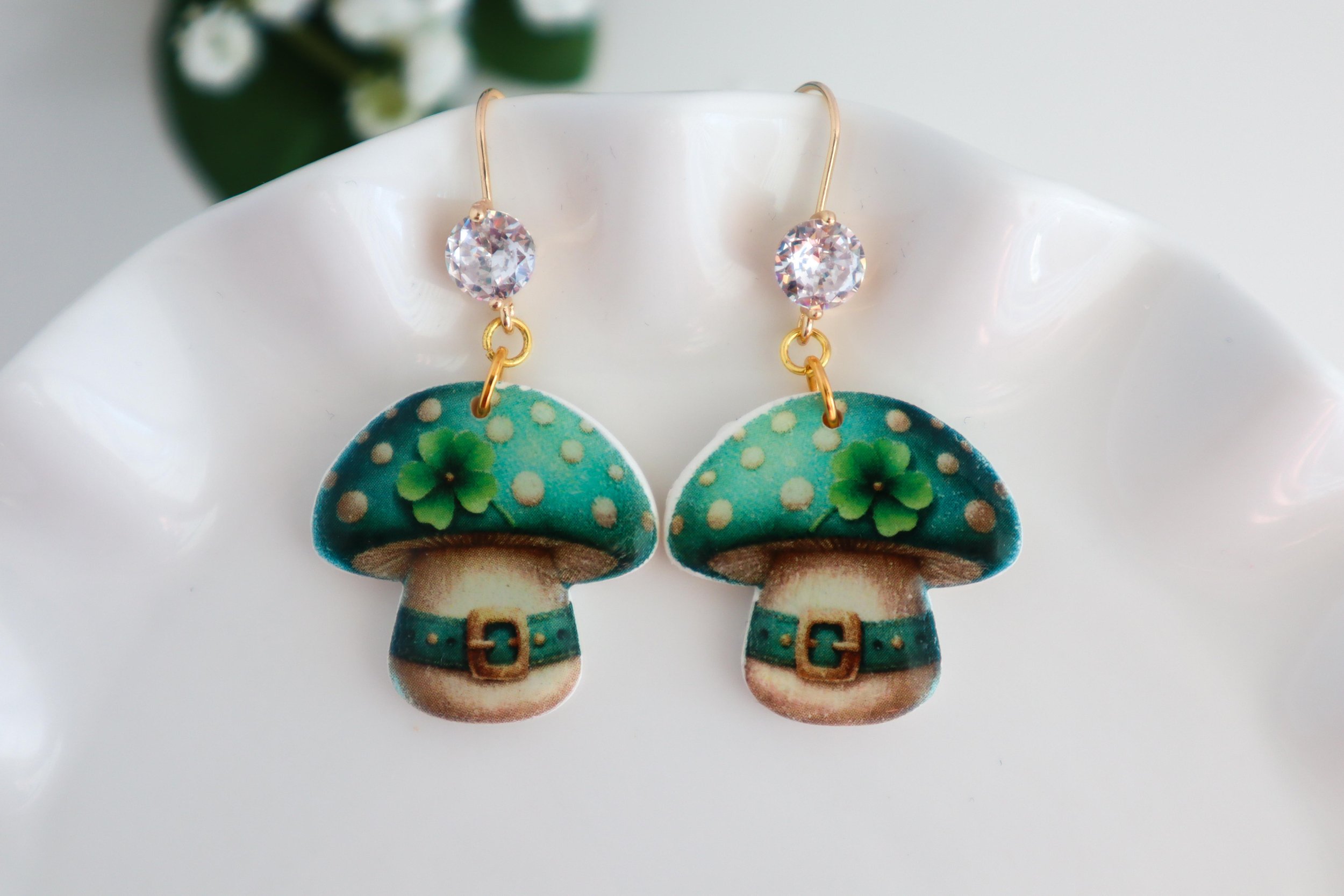 st-patricks-day-mushroom-polymer-clay-earrings1.jpg