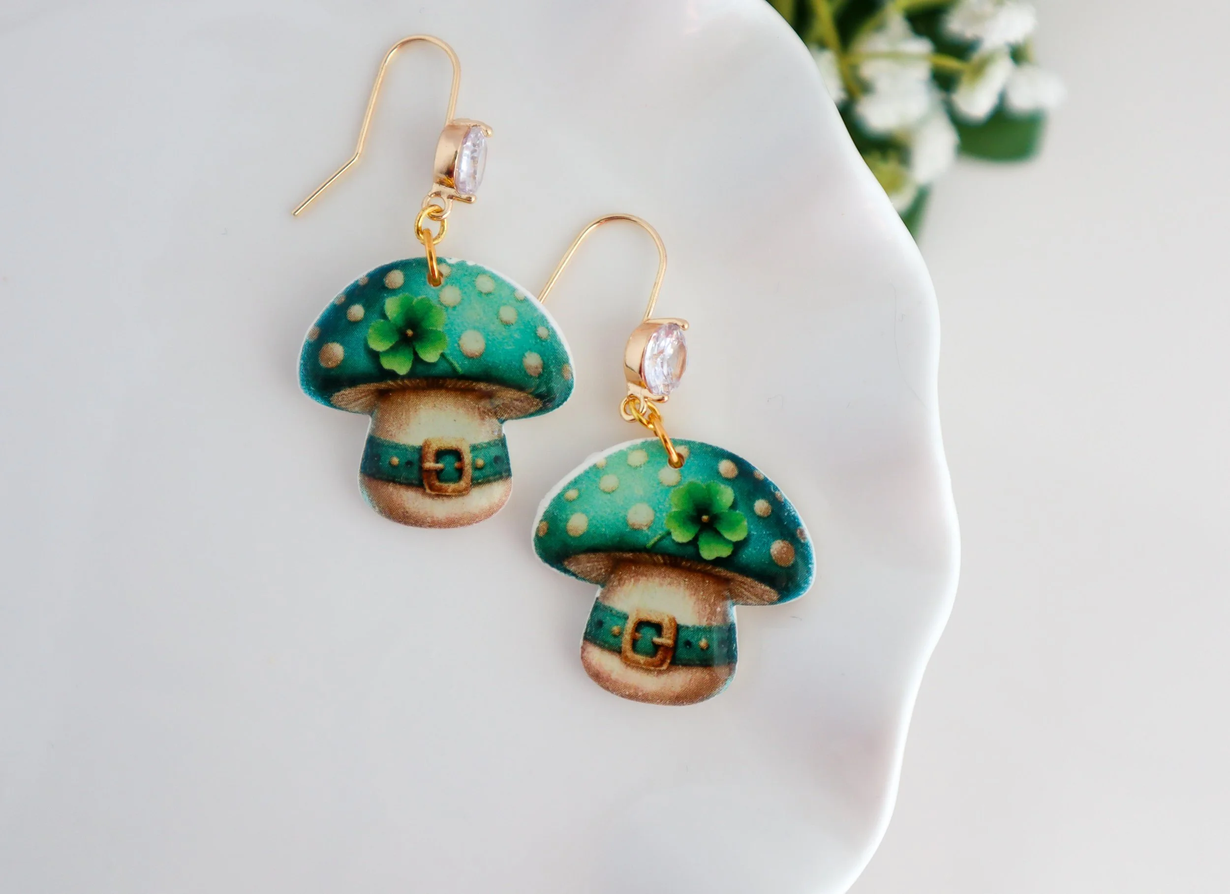 st-patricks-day-mushroom-polymer-clay-earrings4.jpg