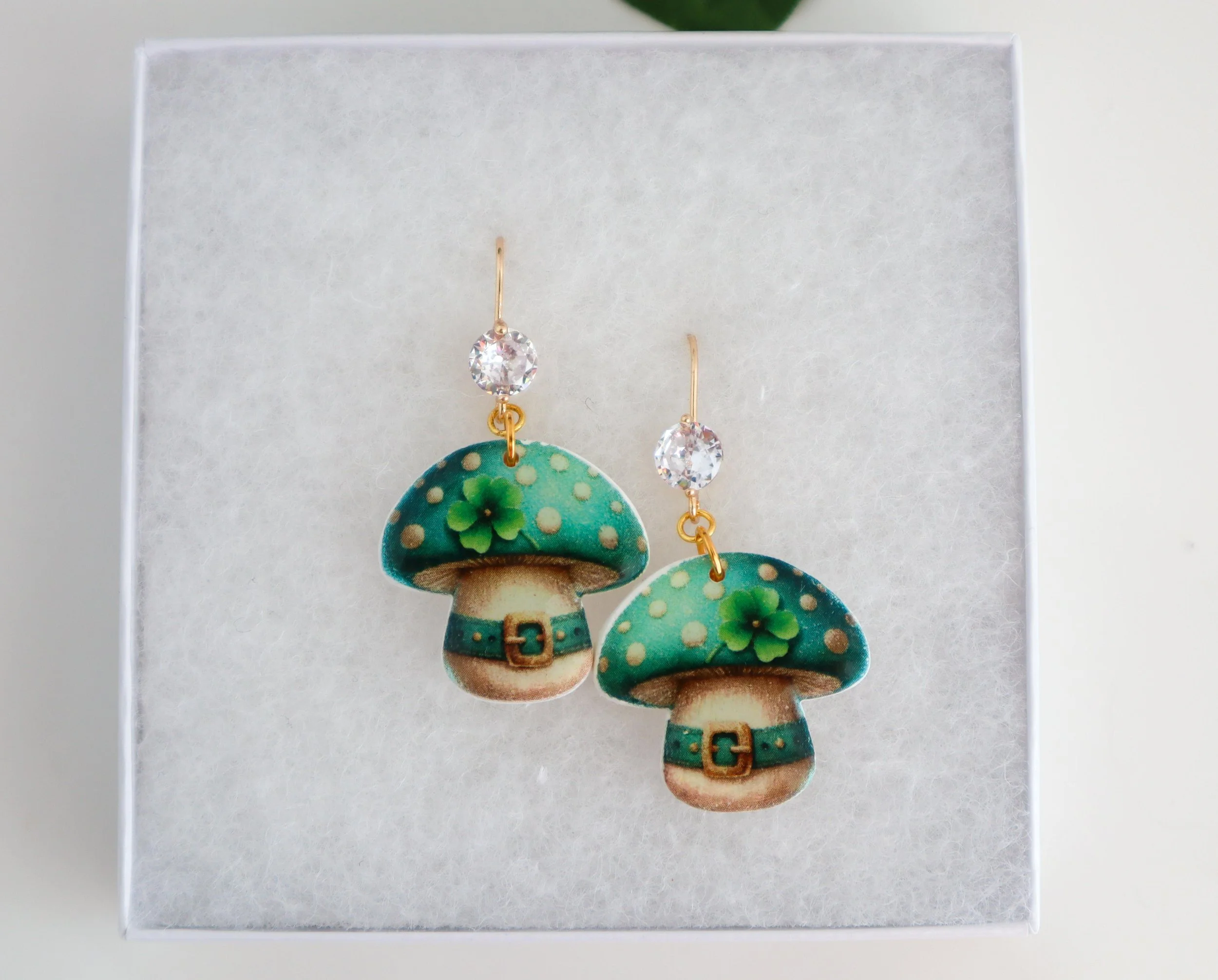 st-patricks-day-mushroom-polymer-clay-earrings5.jpg